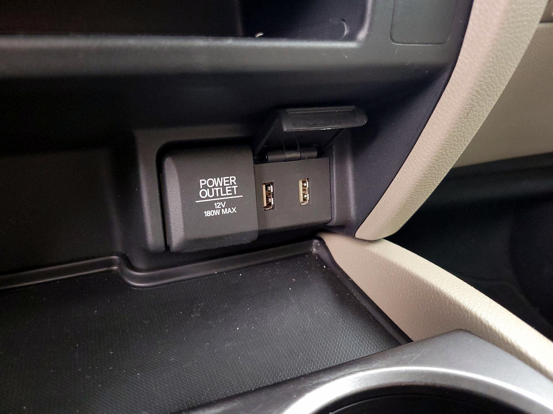 Thumbnail: 2018 Honda Pilot - 18