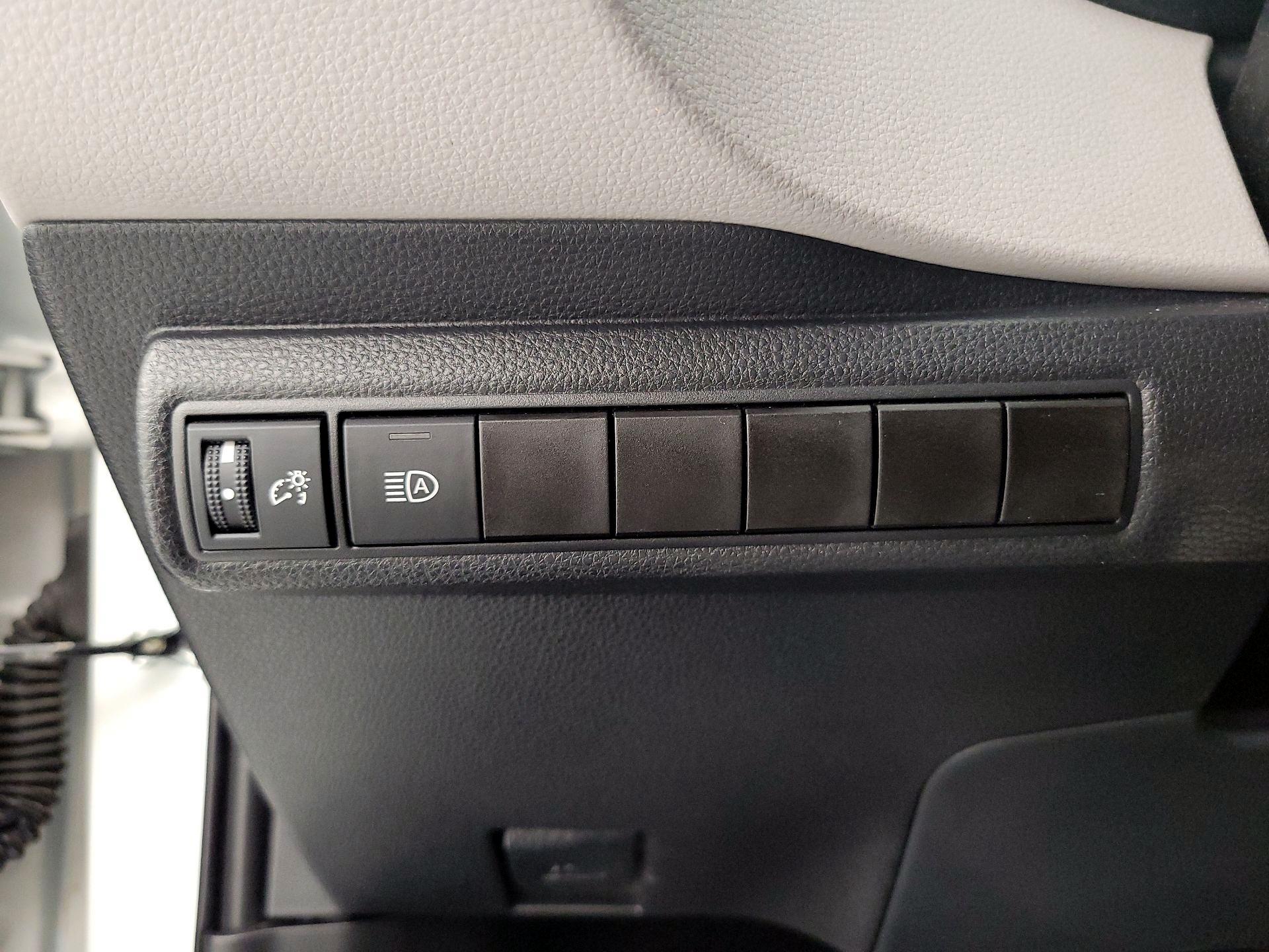 Thumbnail: 2021 Toyota Corolla - 13