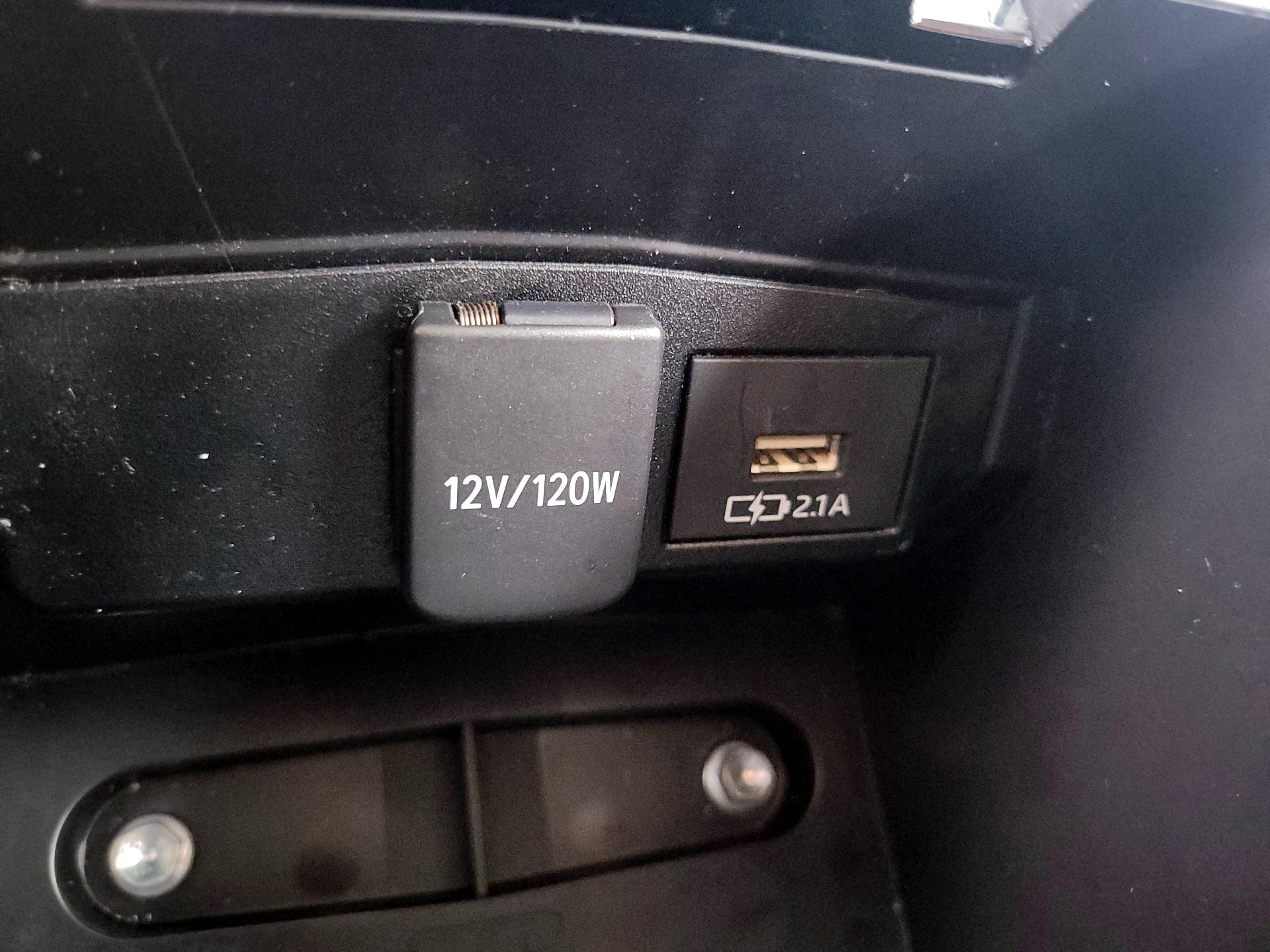 Thumbnail: 2021 Toyota Corolla - 18