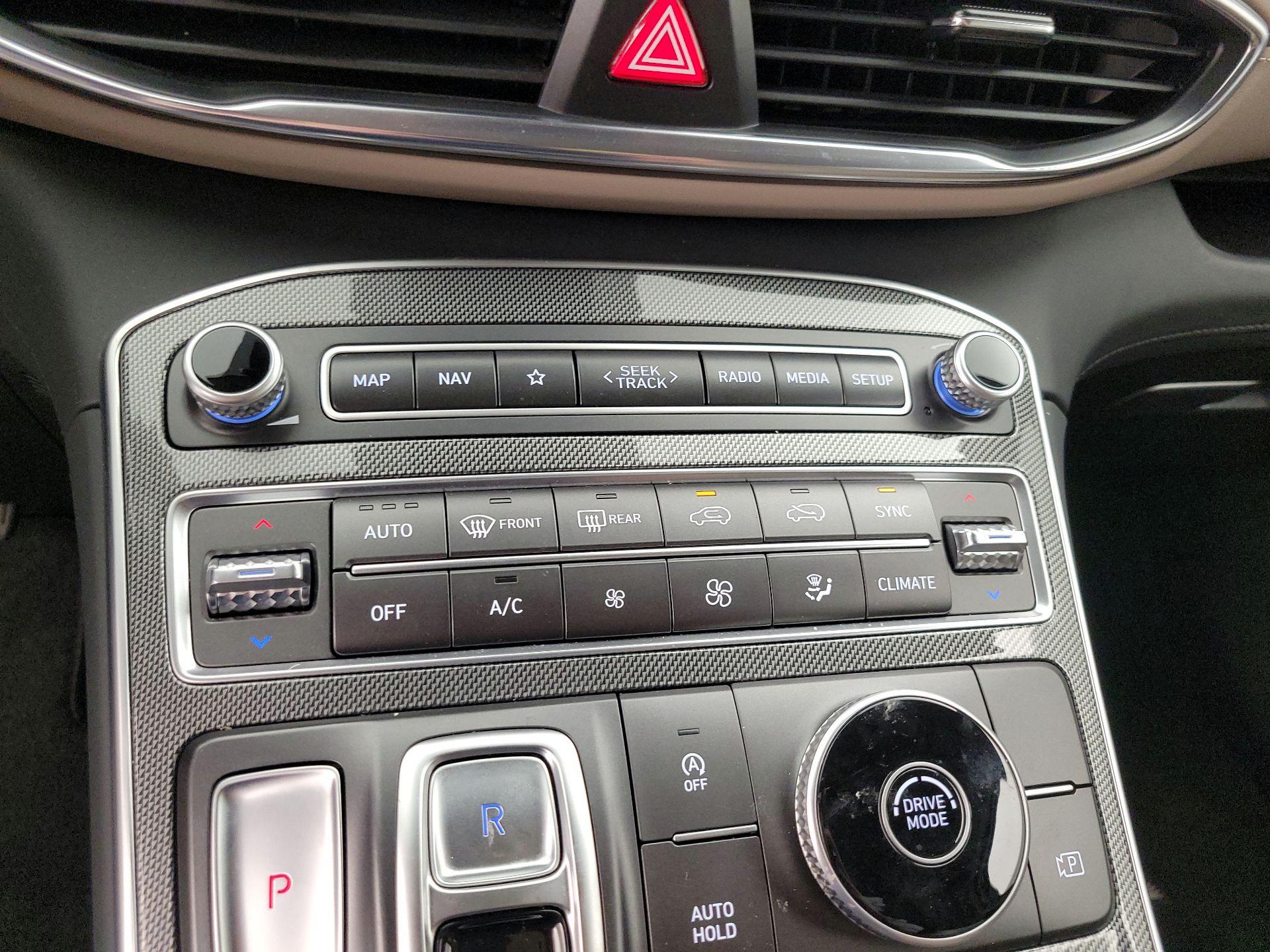 Thumbnail: 2023 Hyundai Santa Fe - 17