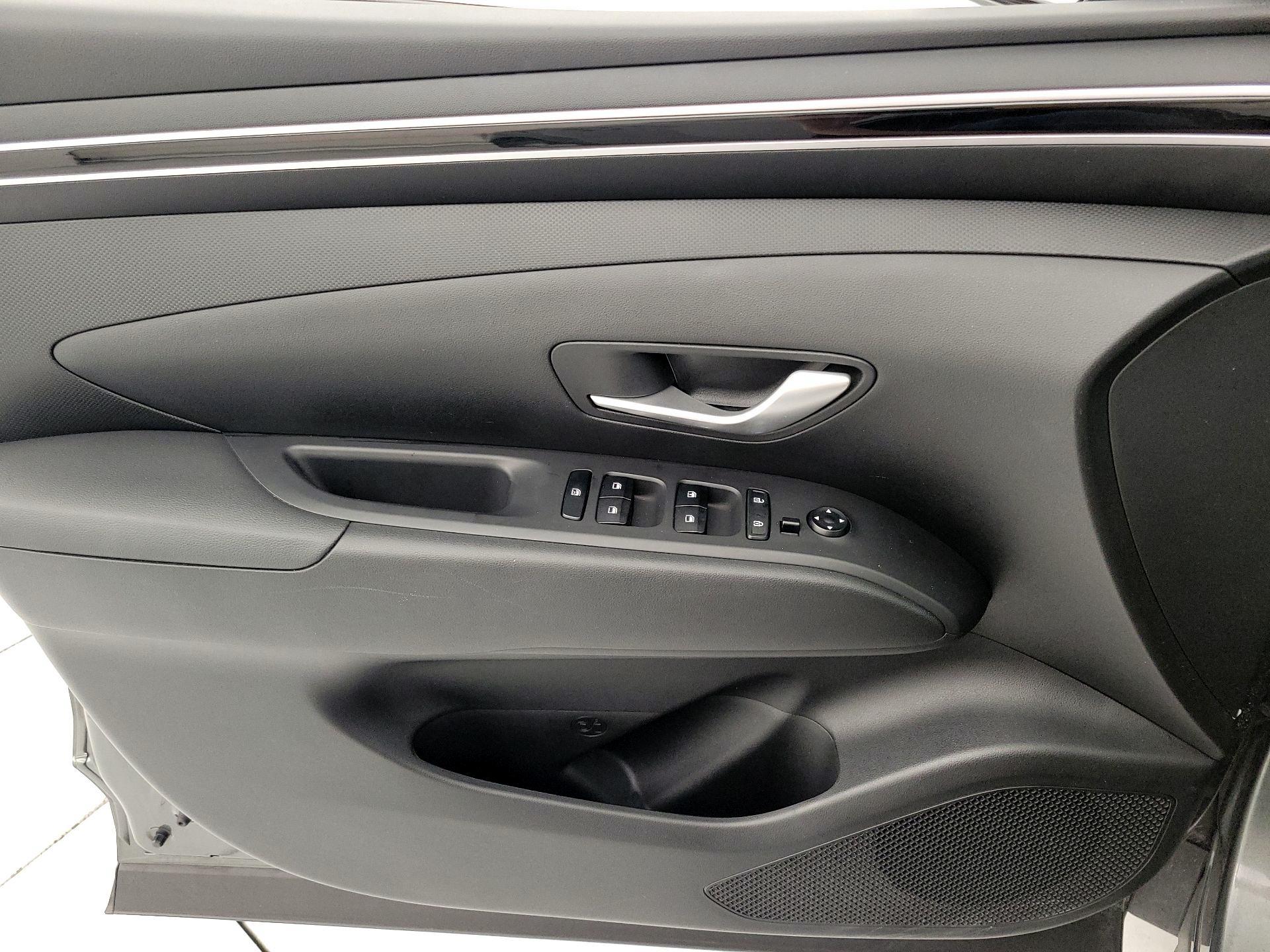 Thumbnail: 2022 Hyundai Tucson - 12