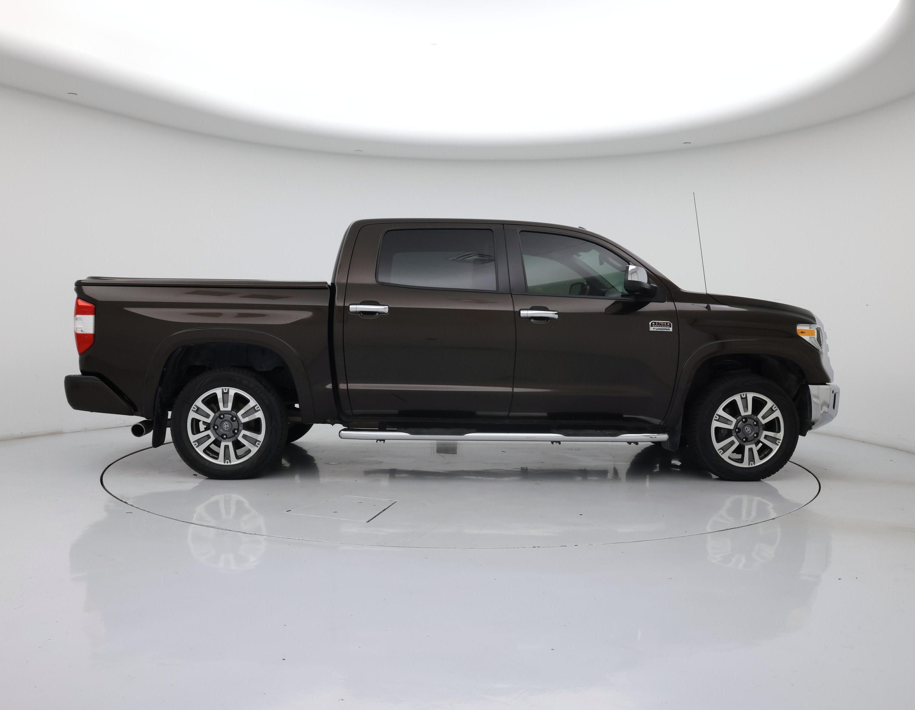 Thumbnail: 2018 Toyota Tundra - 7