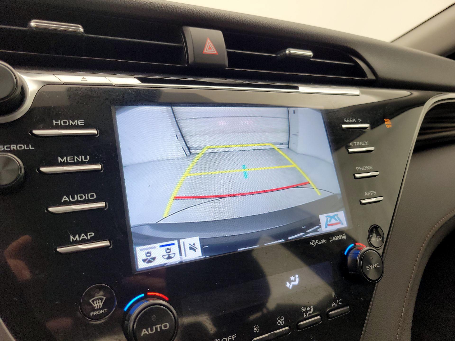 Thumbnail: 2019 Toyota Camry - 14
