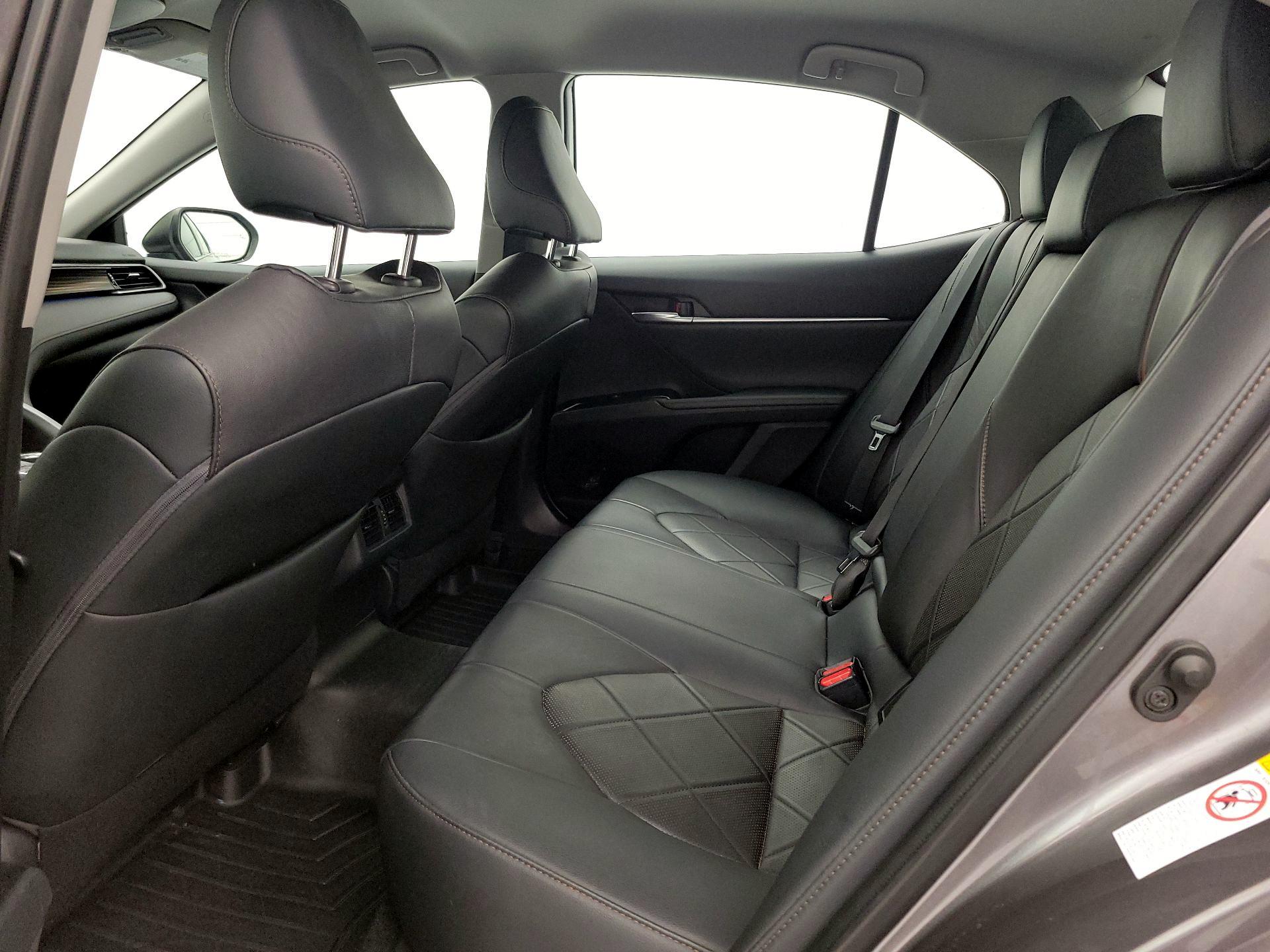 Thumbnail: 2019 Toyota Camry - 19