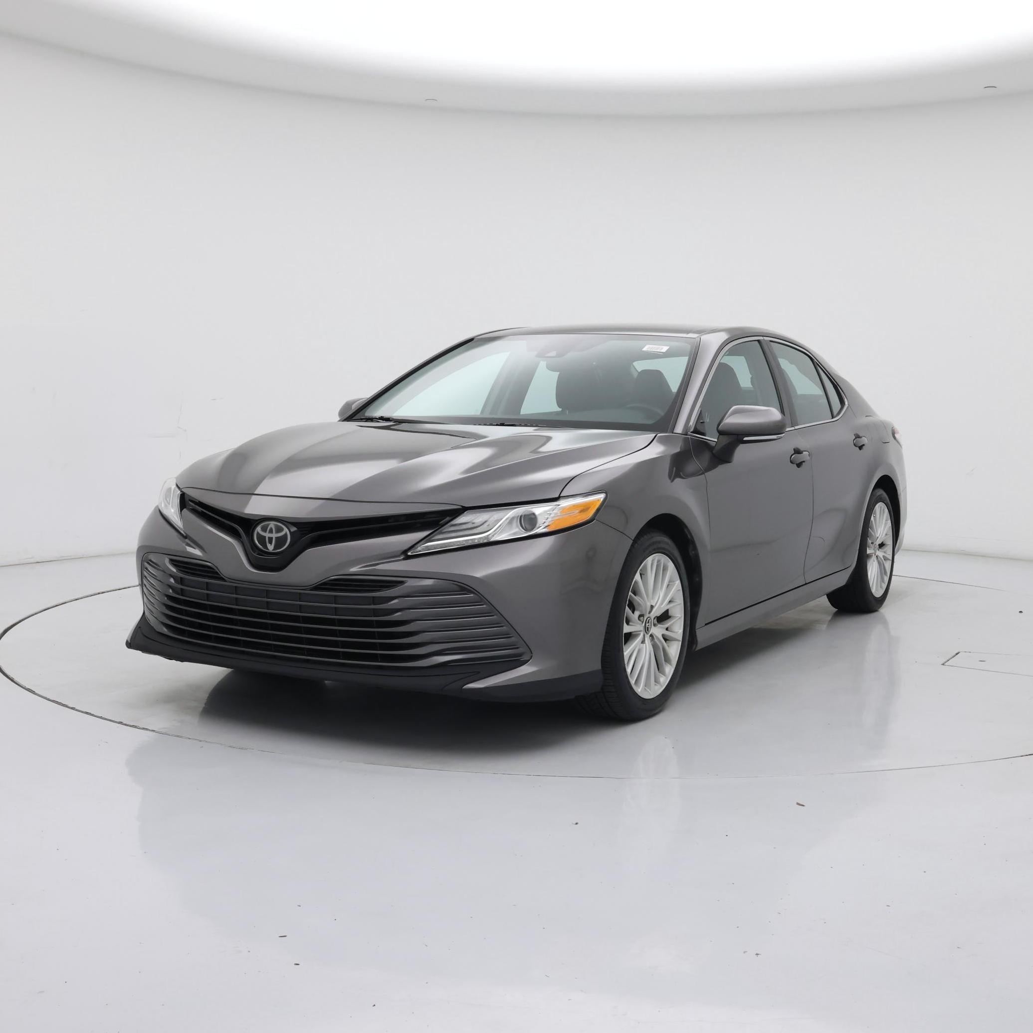 Thumbnail: 2019 Toyota Camry - 4