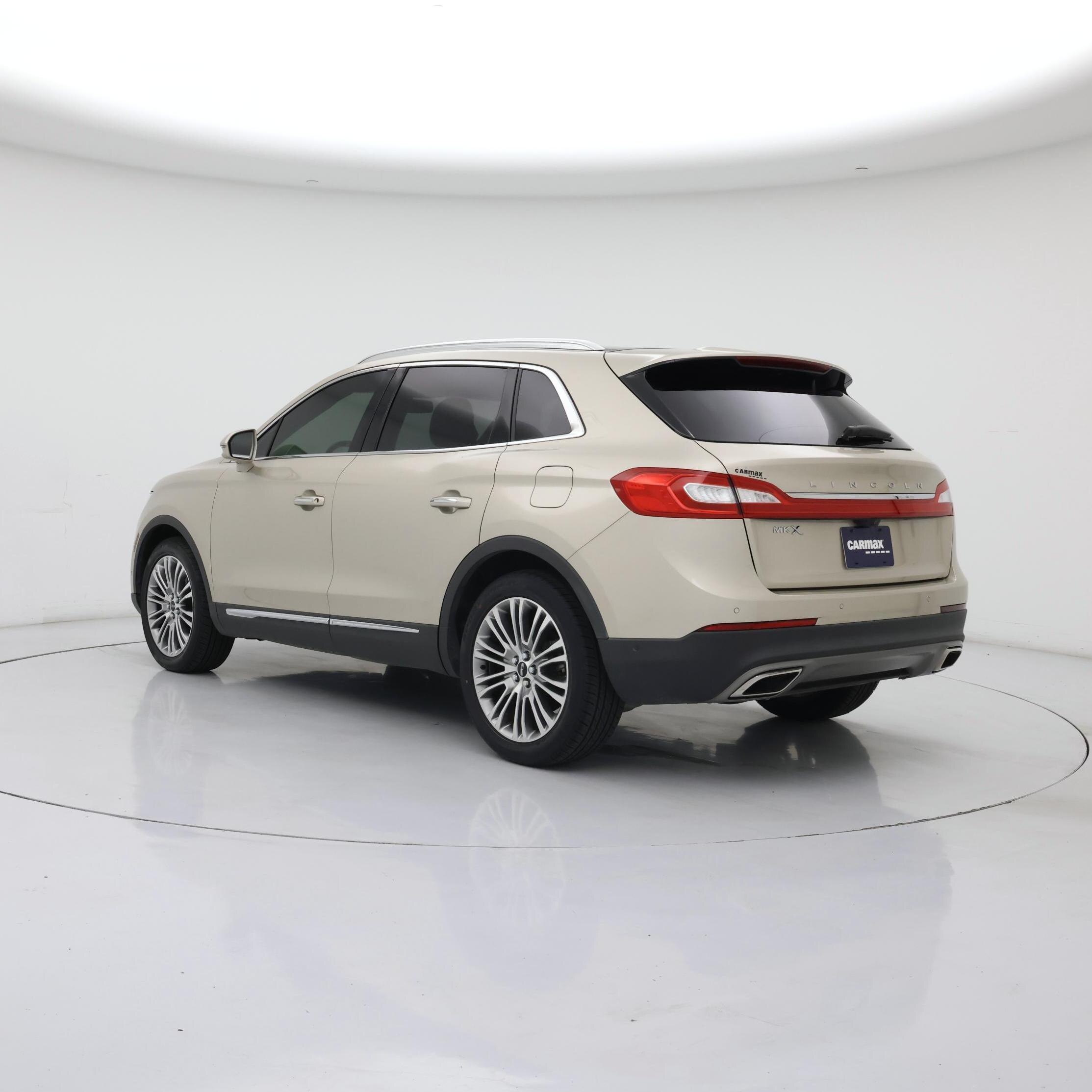 Thumbnail: 2017 Lincoln MKX - 2