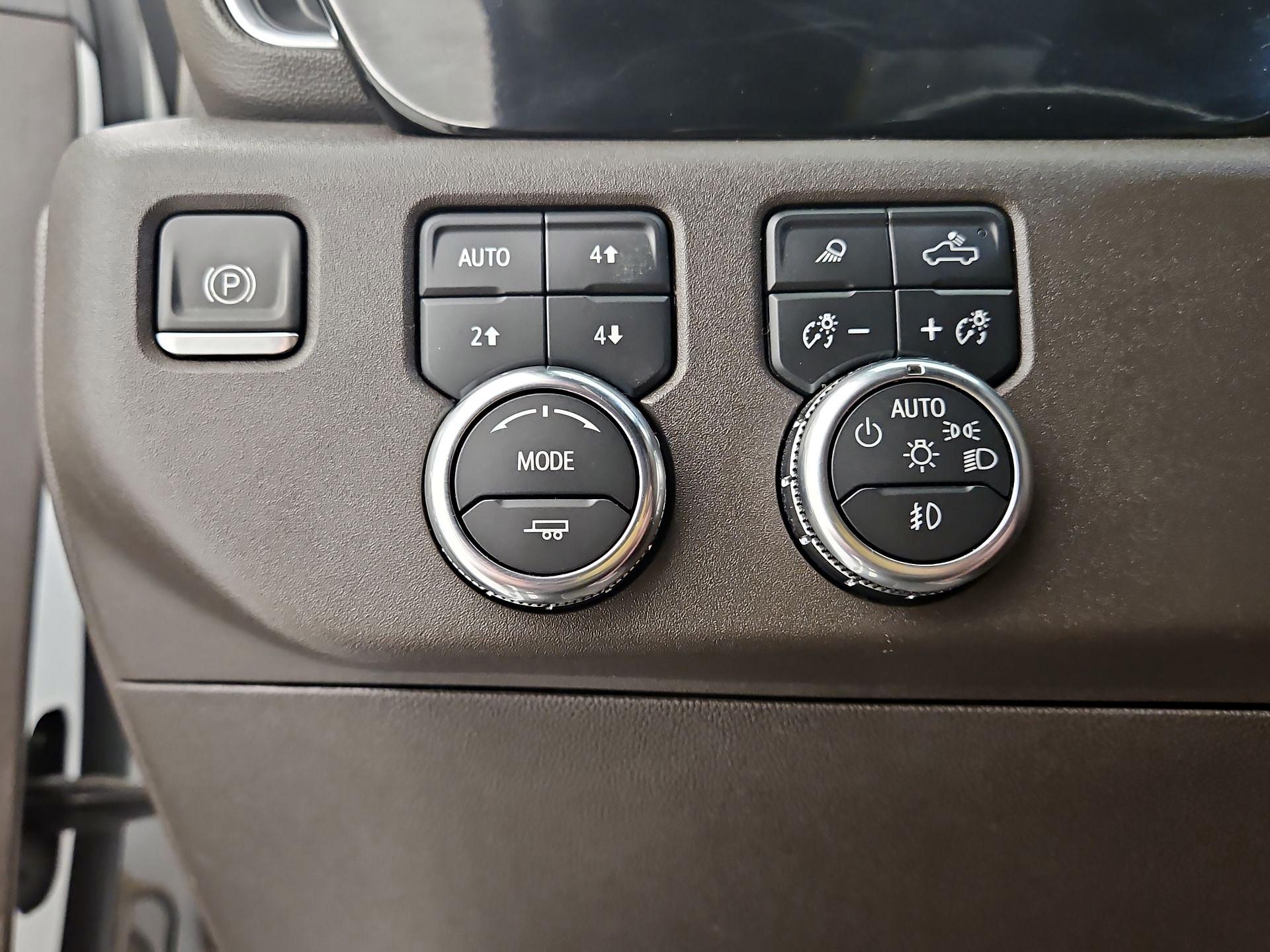 Thumbnail: 2024 GMC Sierra 1500 - 13