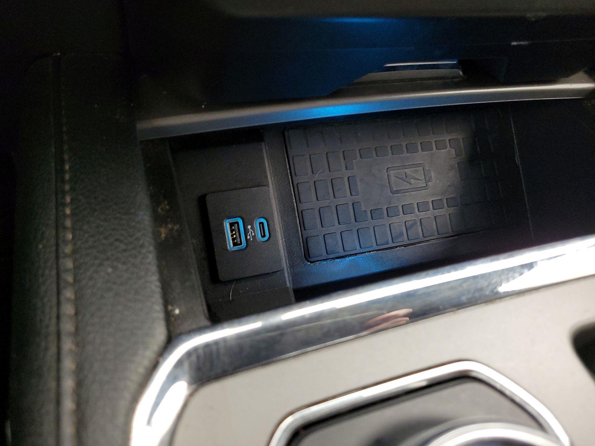 Thumbnail: 2020 Ford Expedition - 19