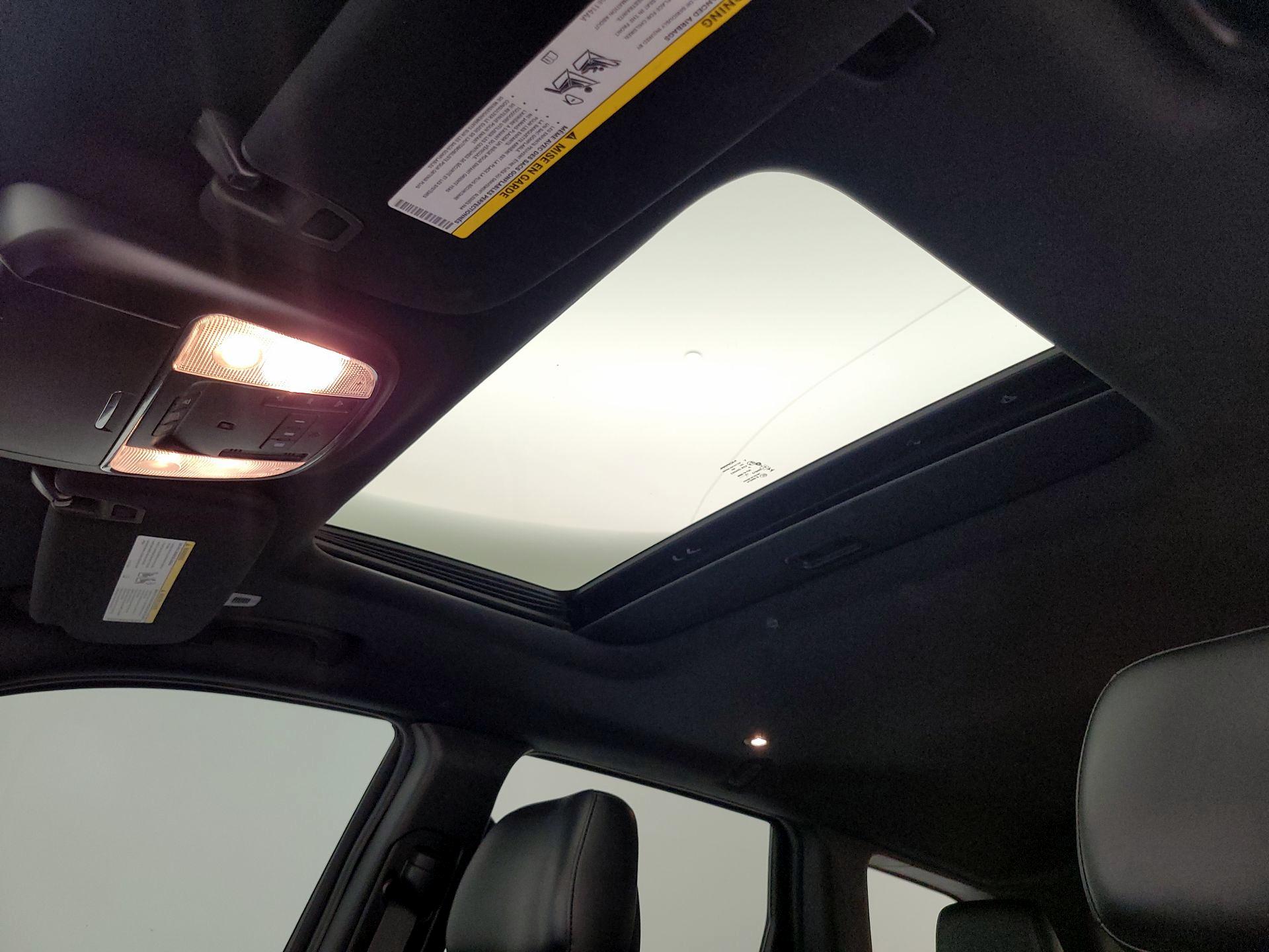 Thumbnail: 2019 Jeep Grand Cherokee - 20