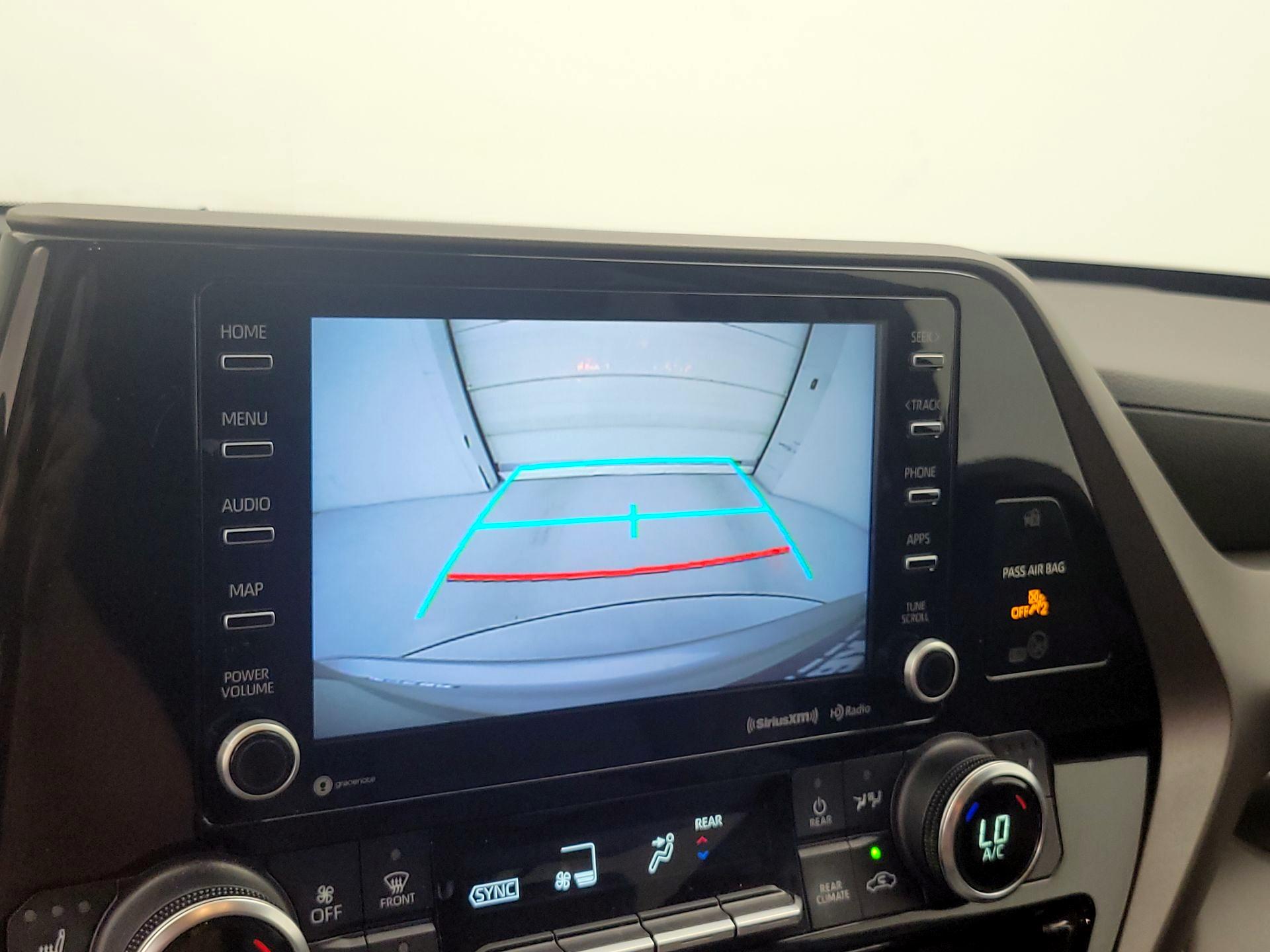 Thumbnail: 2022 Toyota Highlander - 14