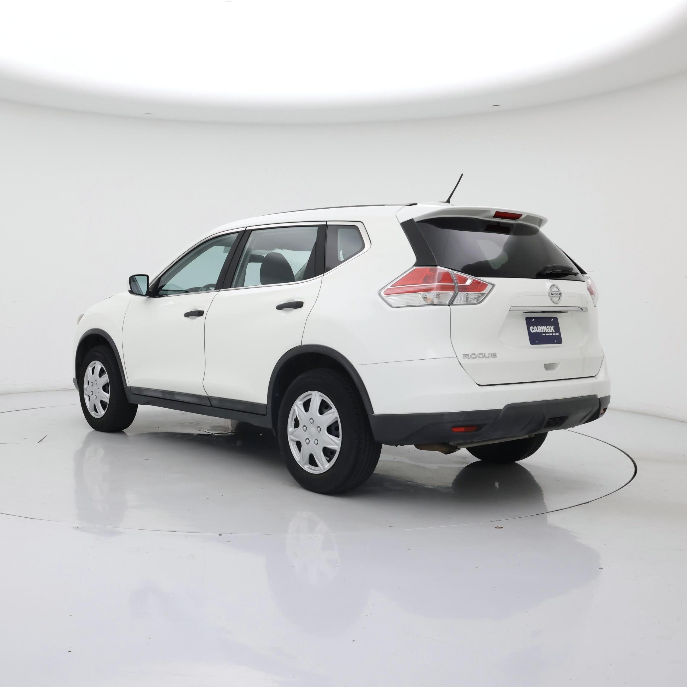 Thumbnail: 2016 Nissan Rogue - 2
