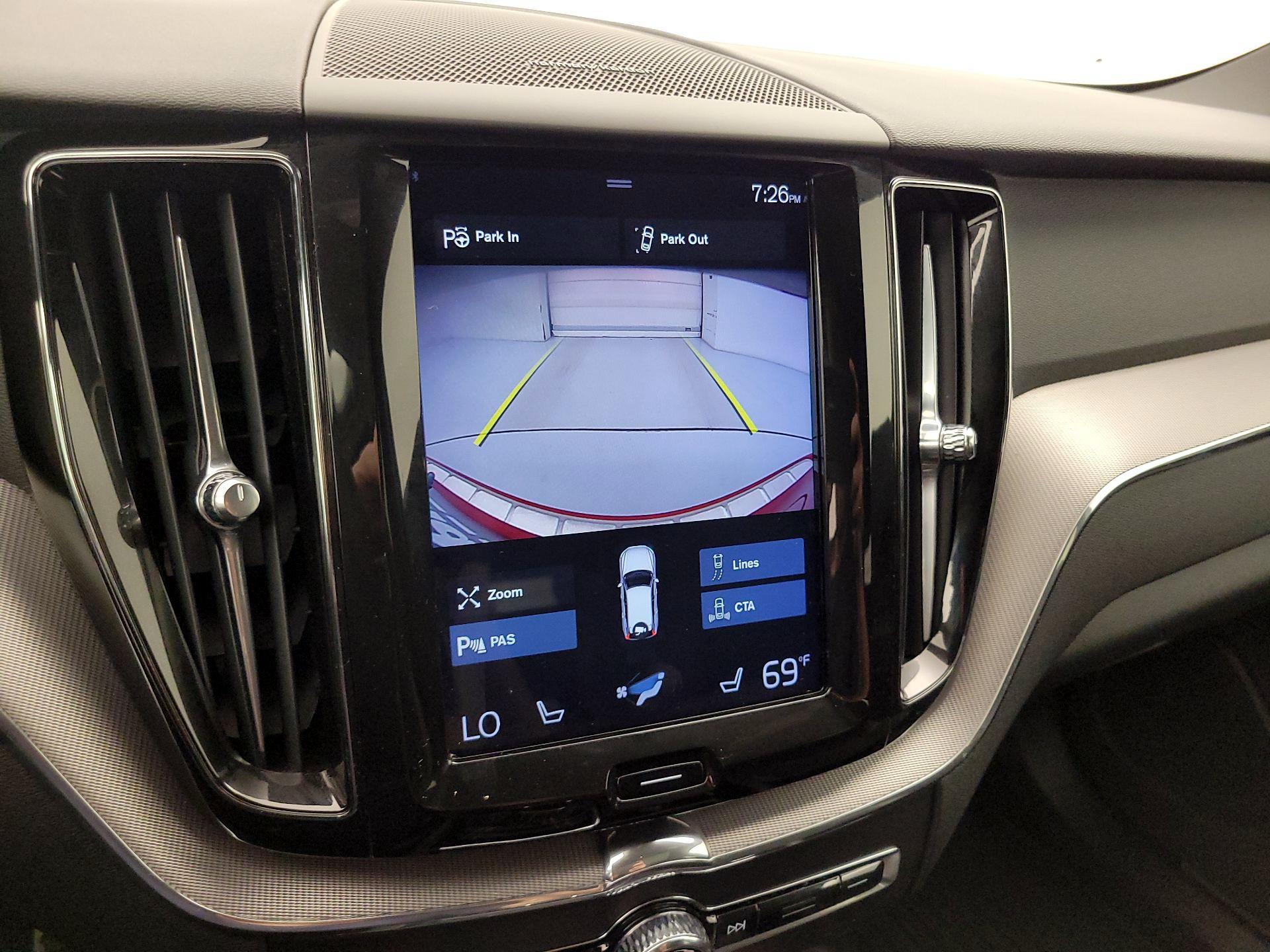 Thumbnail: 2019 Volvo XC60 - 15