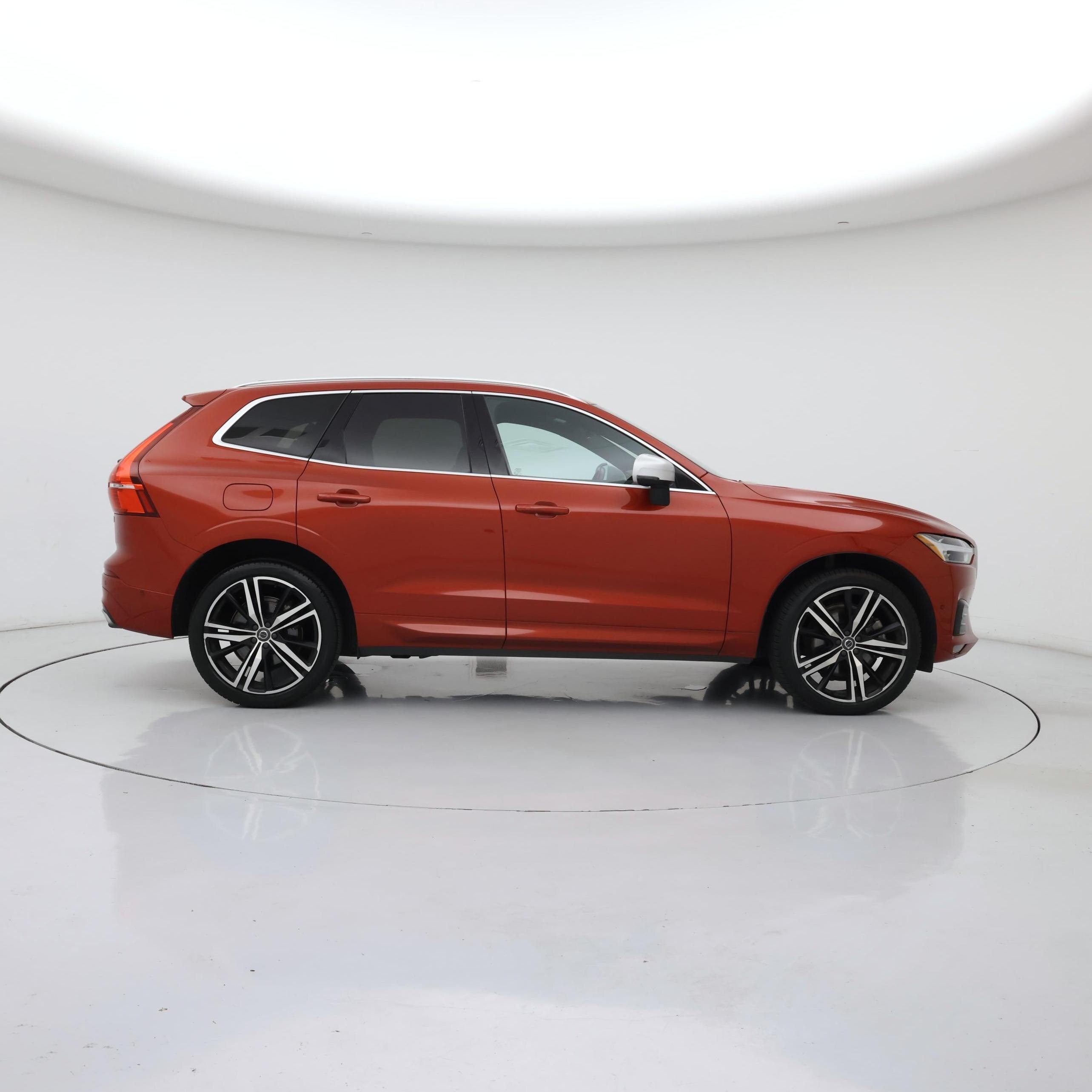 Thumbnail: 2019 Volvo XC60 - 7