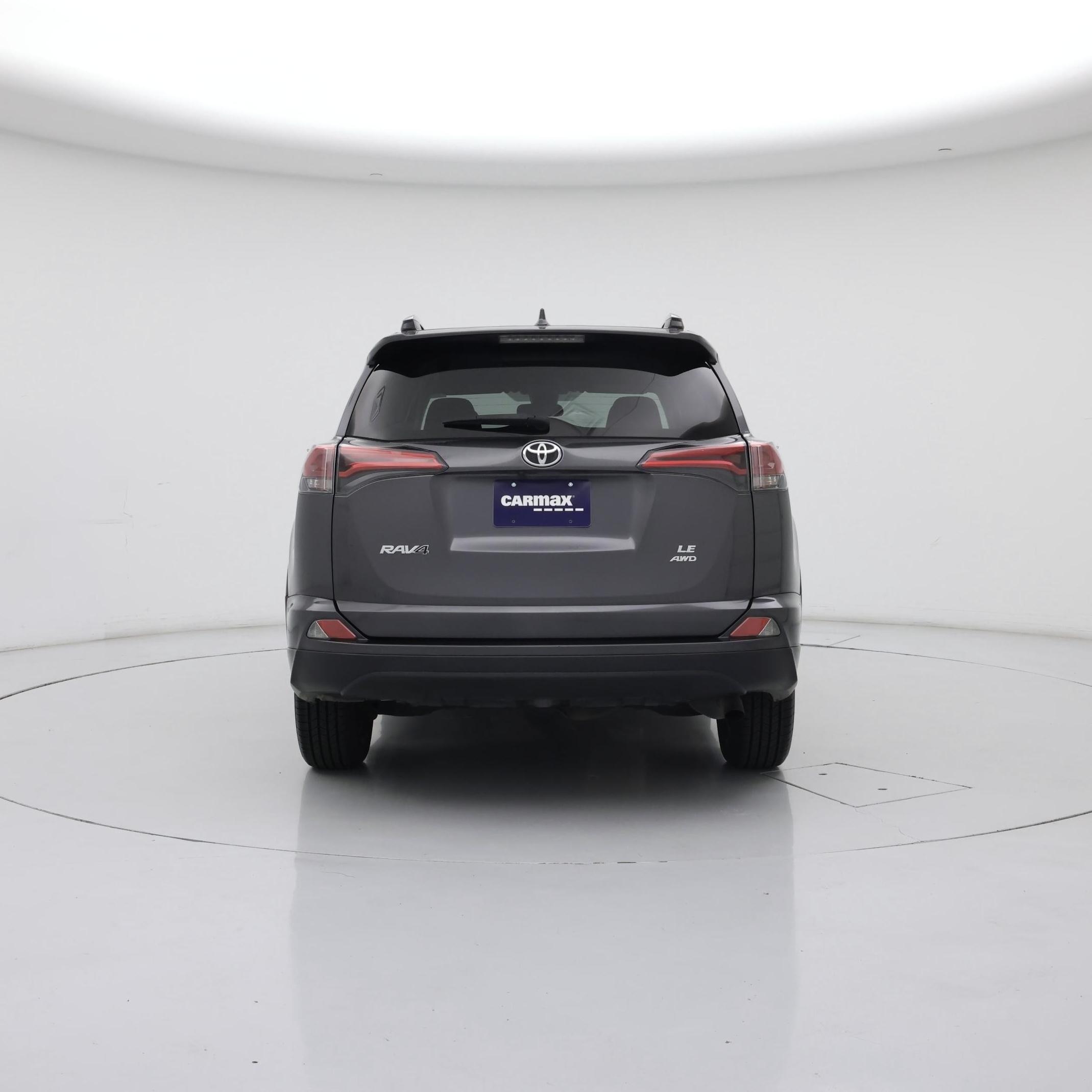 Thumbnail: 2018 Toyota RAV4 - 9