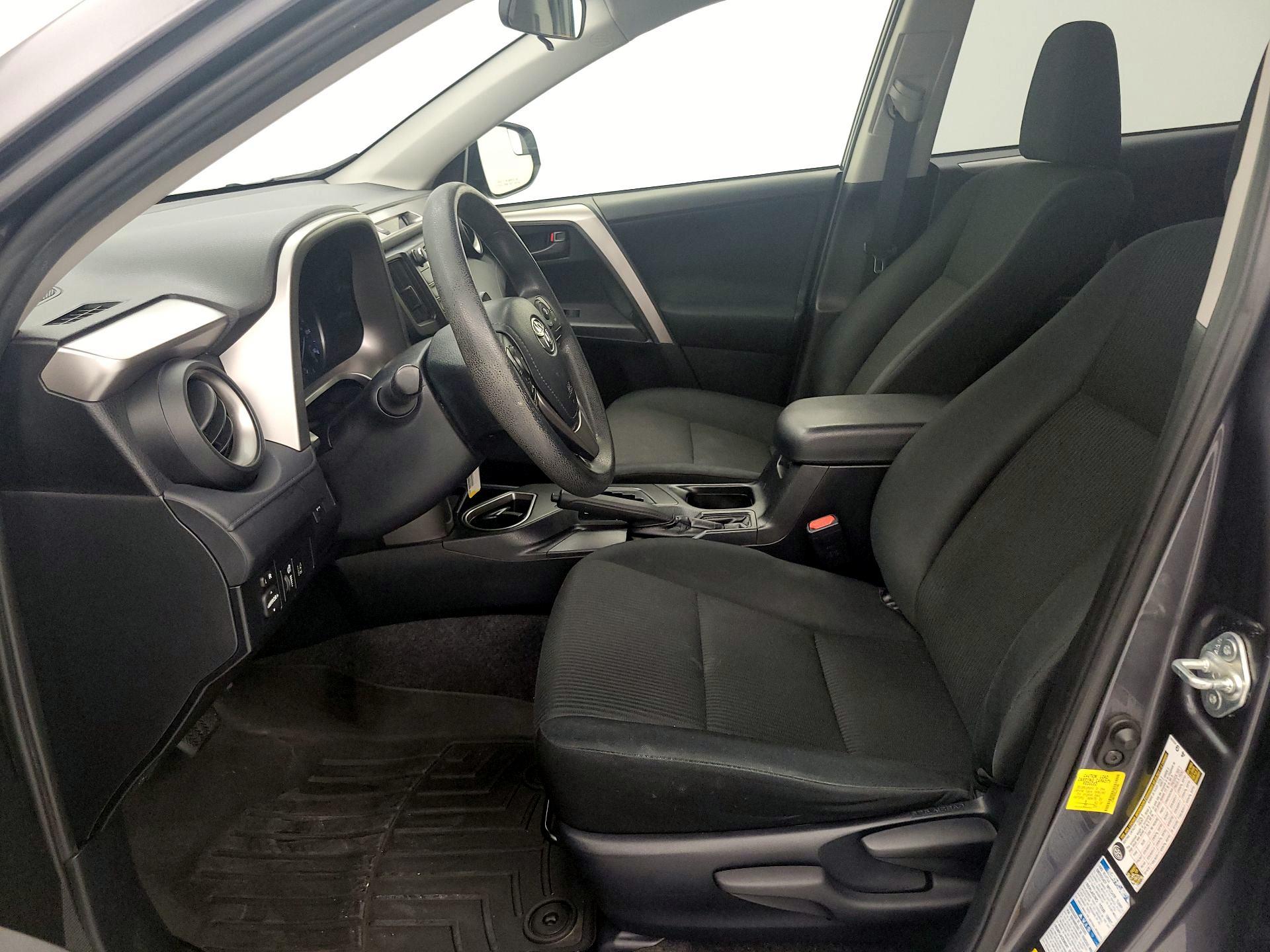 Thumbnail: 2018 Toyota RAV4 - 11