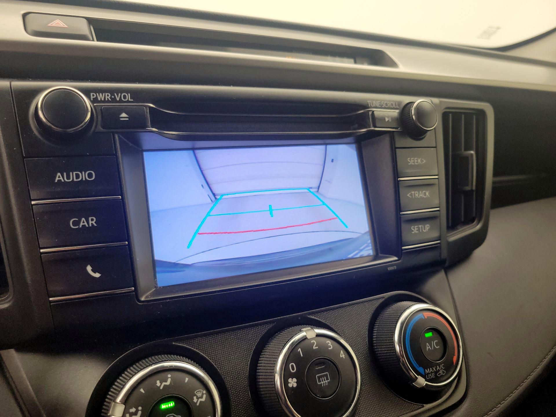 Thumbnail: 2018 Toyota RAV4 - 14