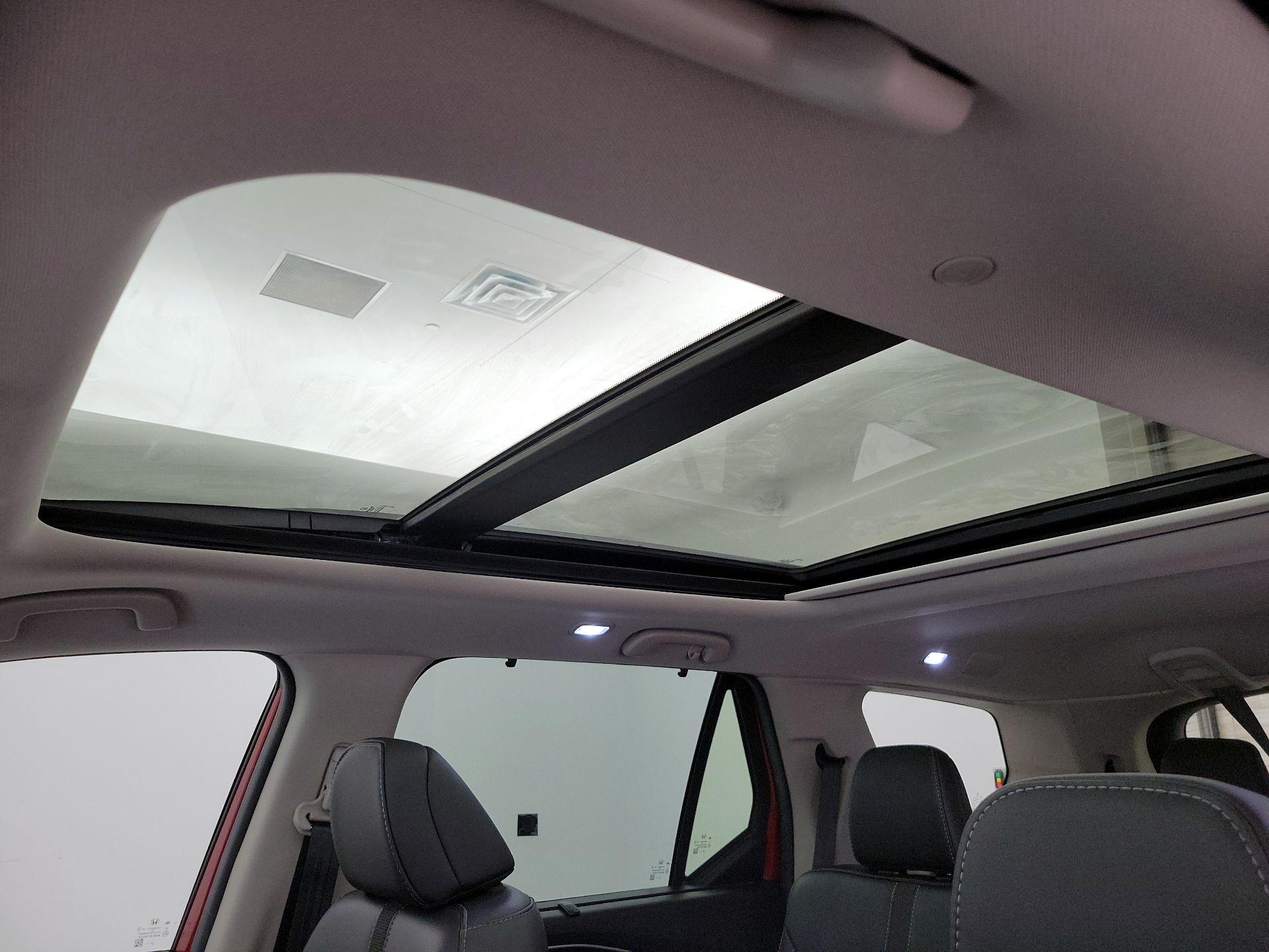 Thumbnail: 2025 Honda Pilot - 20