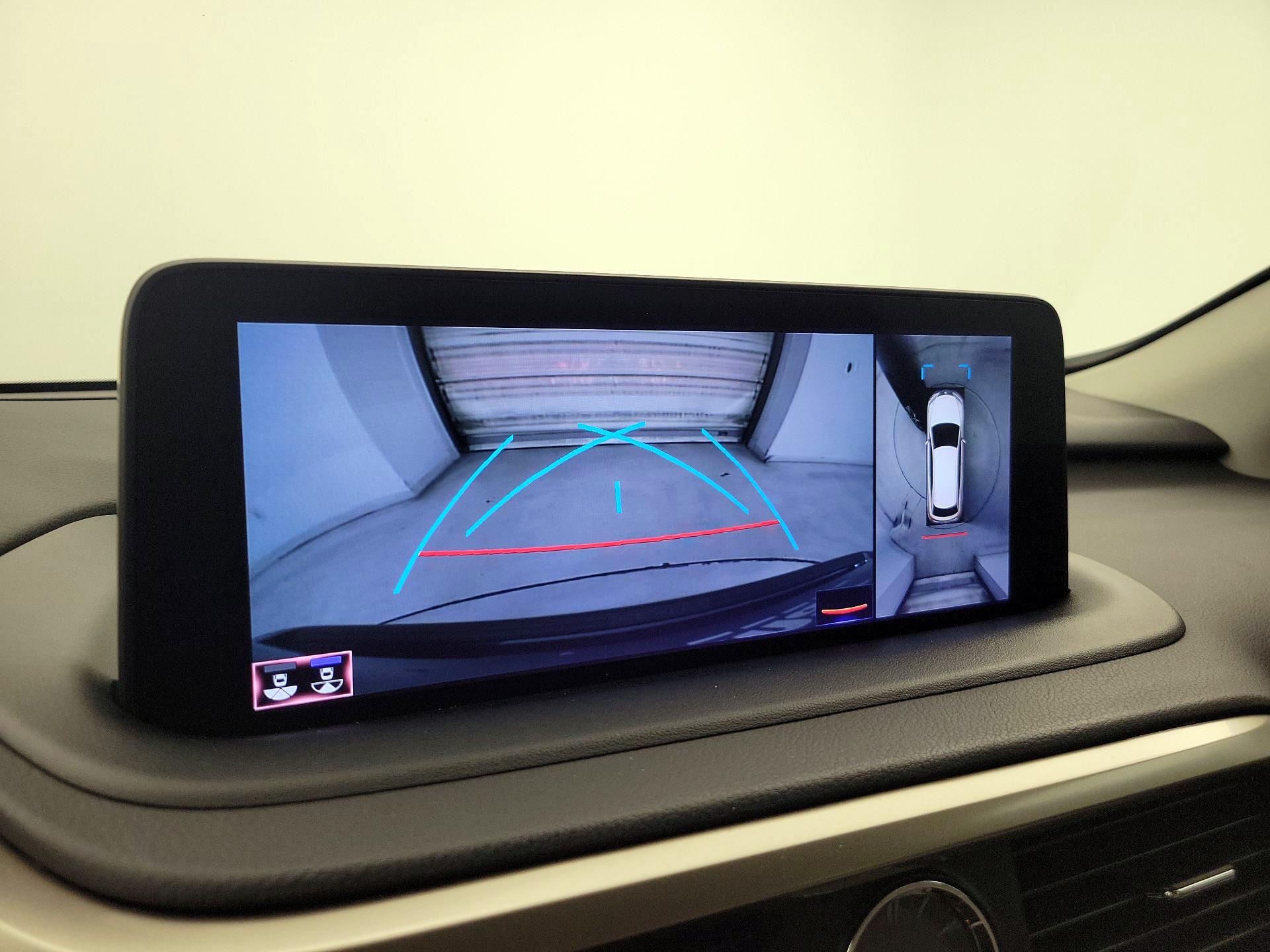 Thumbnail: 2021 Lexus RX - 15