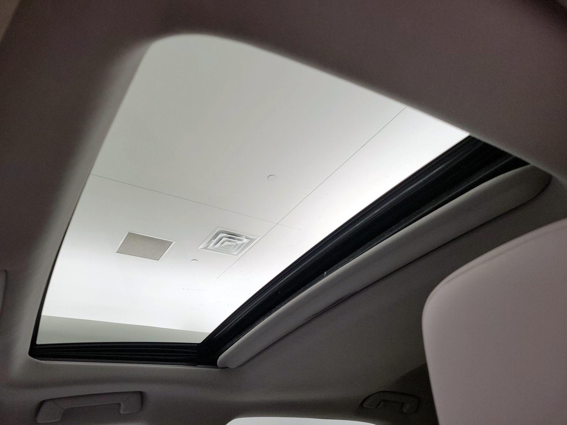 Thumbnail: 2021 Lexus RX - 20