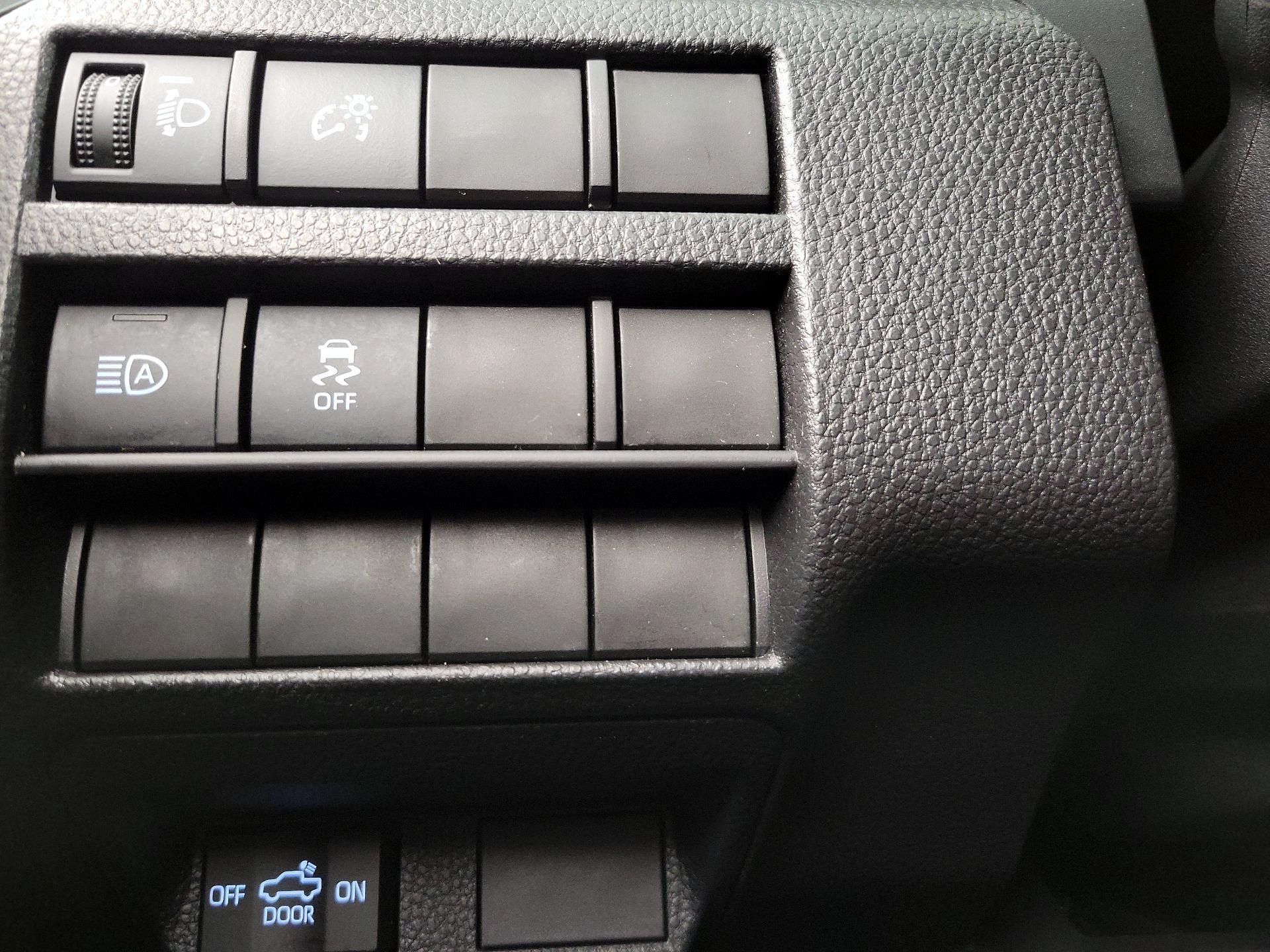 Thumbnail: 2025 Toyota Tacoma - 13