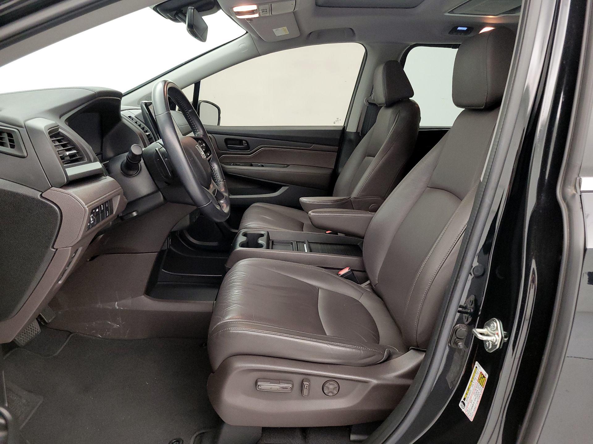 Thumbnail: 2018 Honda Odyssey - 11