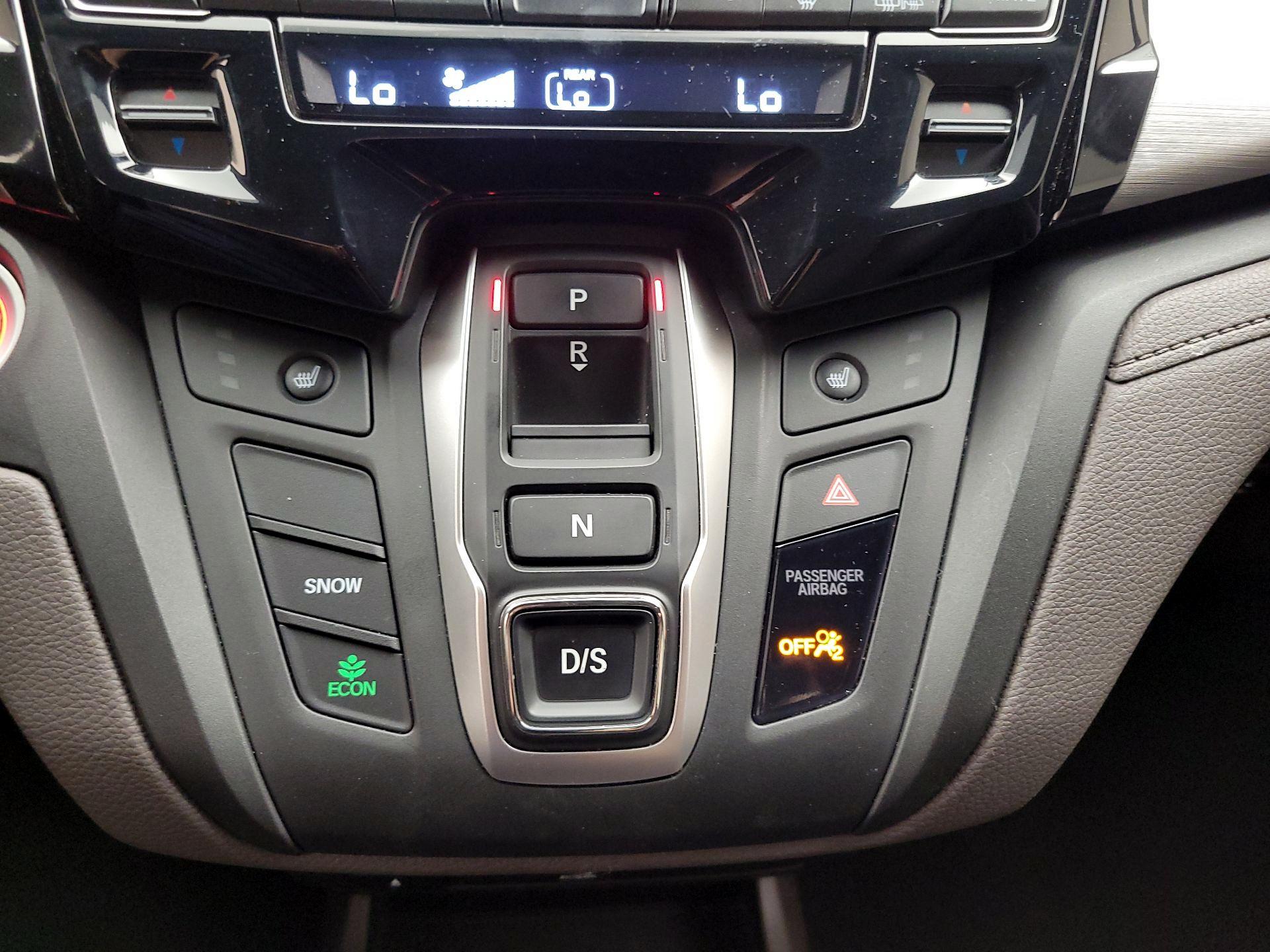 Thumbnail: 2018 Honda Odyssey - 18