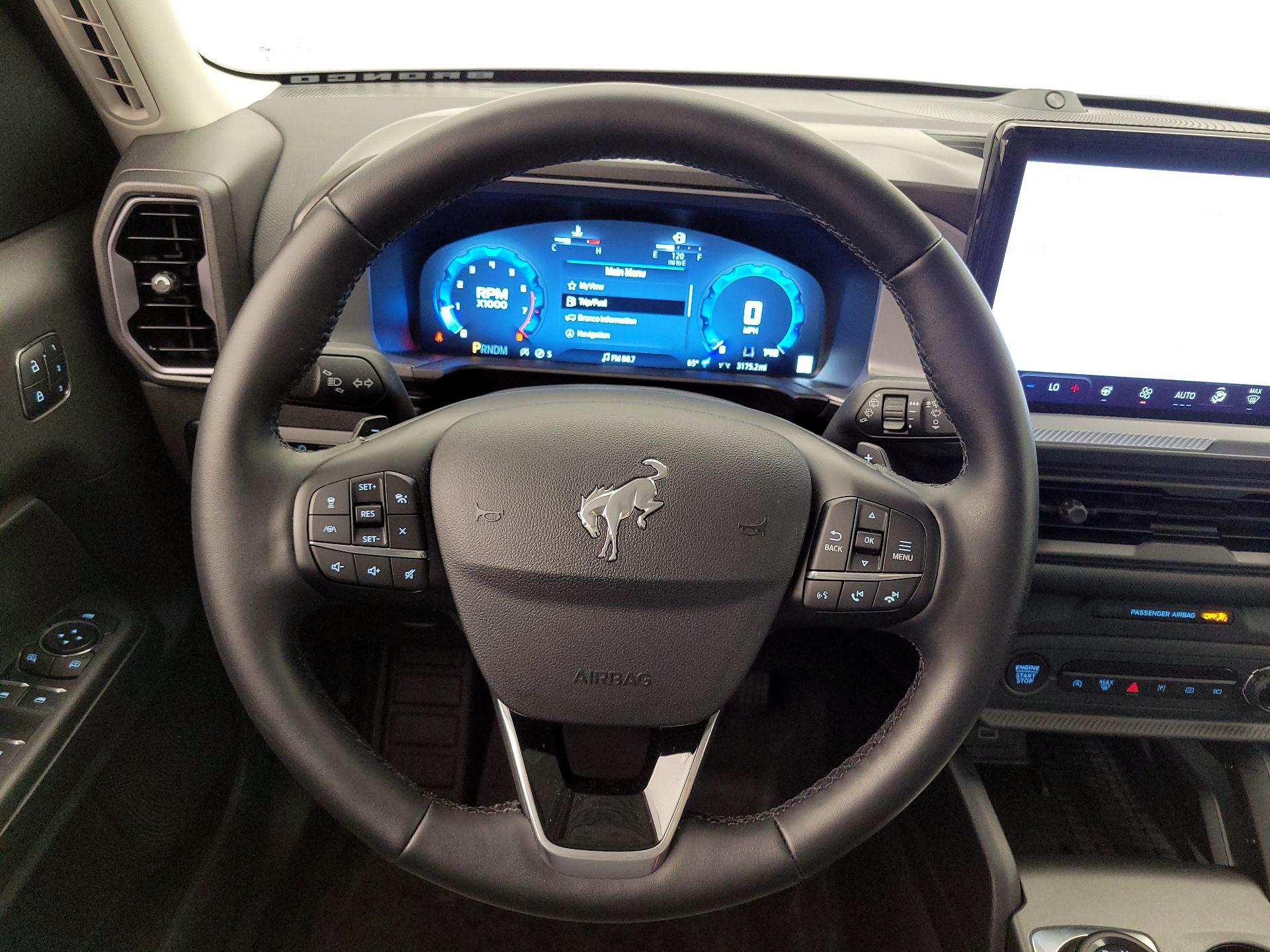 Thumbnail: 2025 Ford Bronco Sport - 10