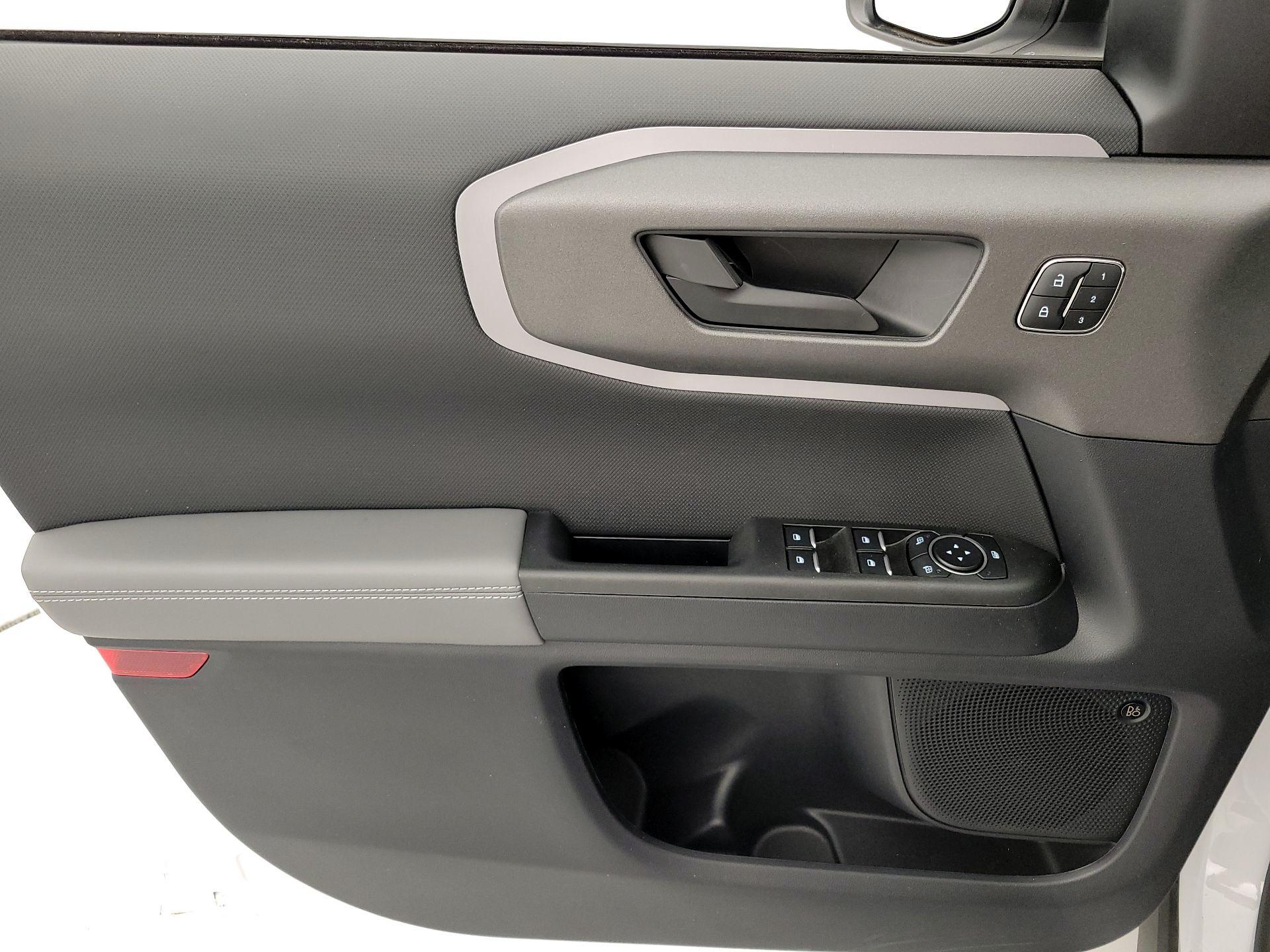 Thumbnail: 2025 Ford Bronco Sport - 12