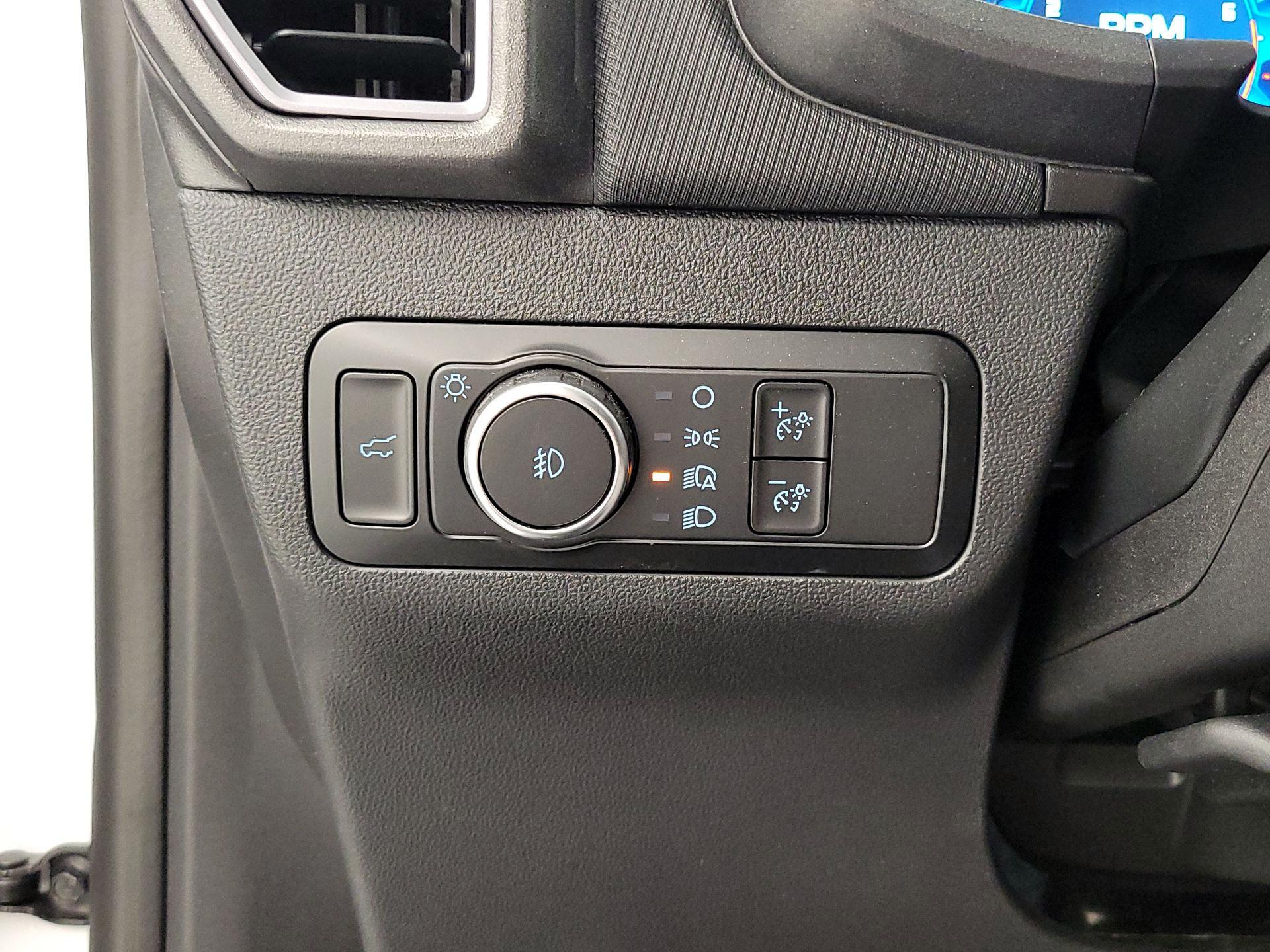 Thumbnail: 2025 Ford Bronco Sport - 13