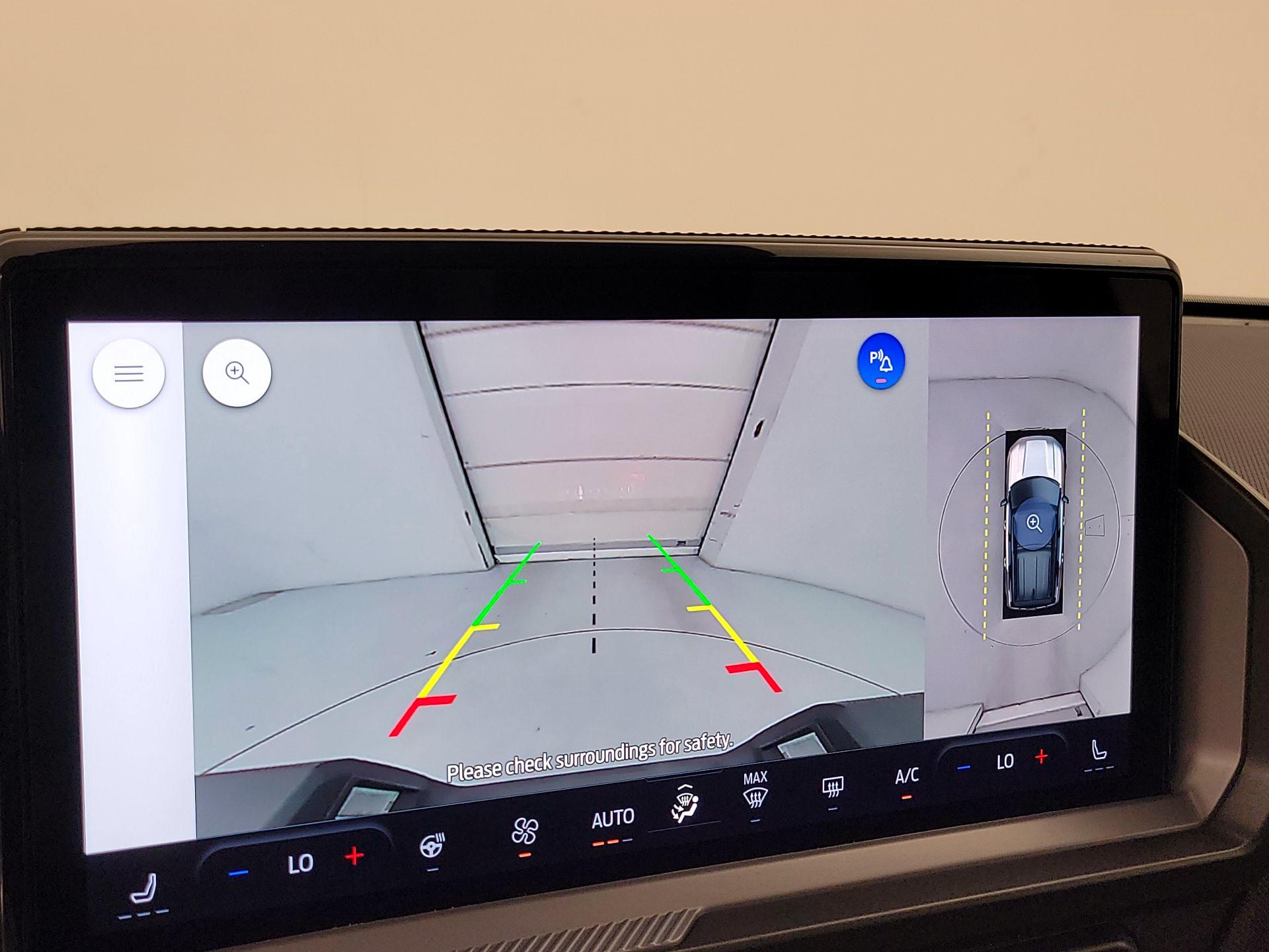 Thumbnail: 2025 Ford Bronco Sport - 15