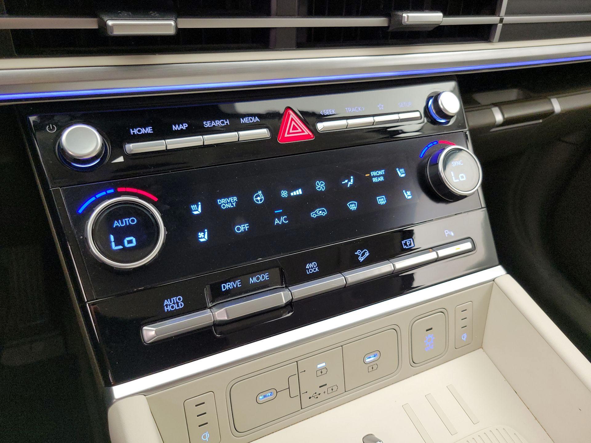 Thumbnail: 2025 Hyundai Santa Fe - 17