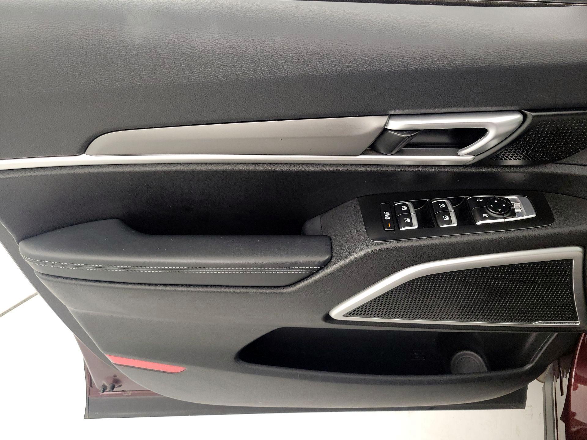 Thumbnail: 2020 Kia Telluride - 12