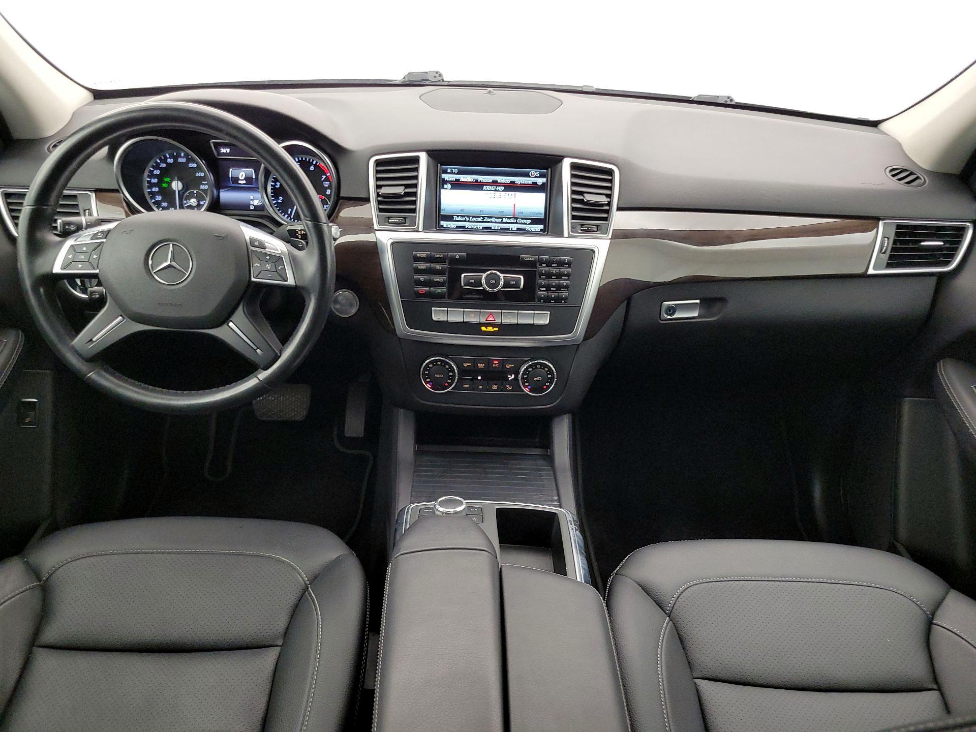 Thumbnail: 2015 Mercedes-Benz M-Class - 9