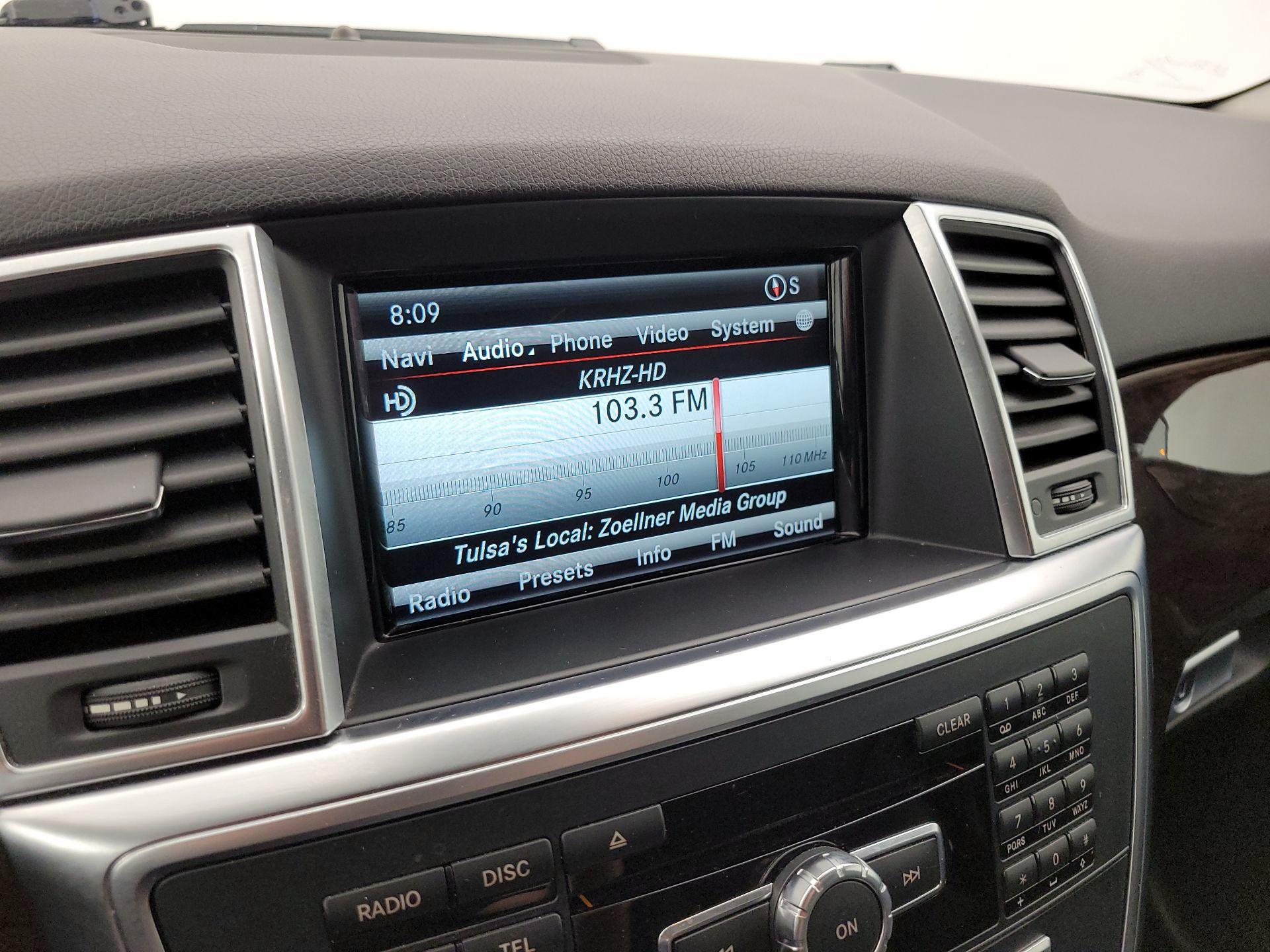 Thumbnail: 2015 Mercedes-Benz M-Class - 16