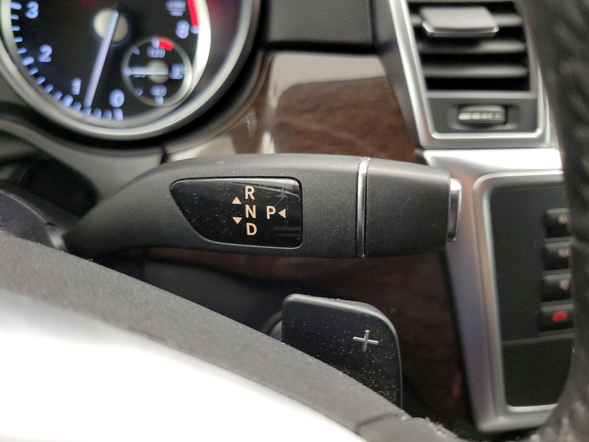 Thumbnail: 2015 Mercedes-Benz M-Class - 18