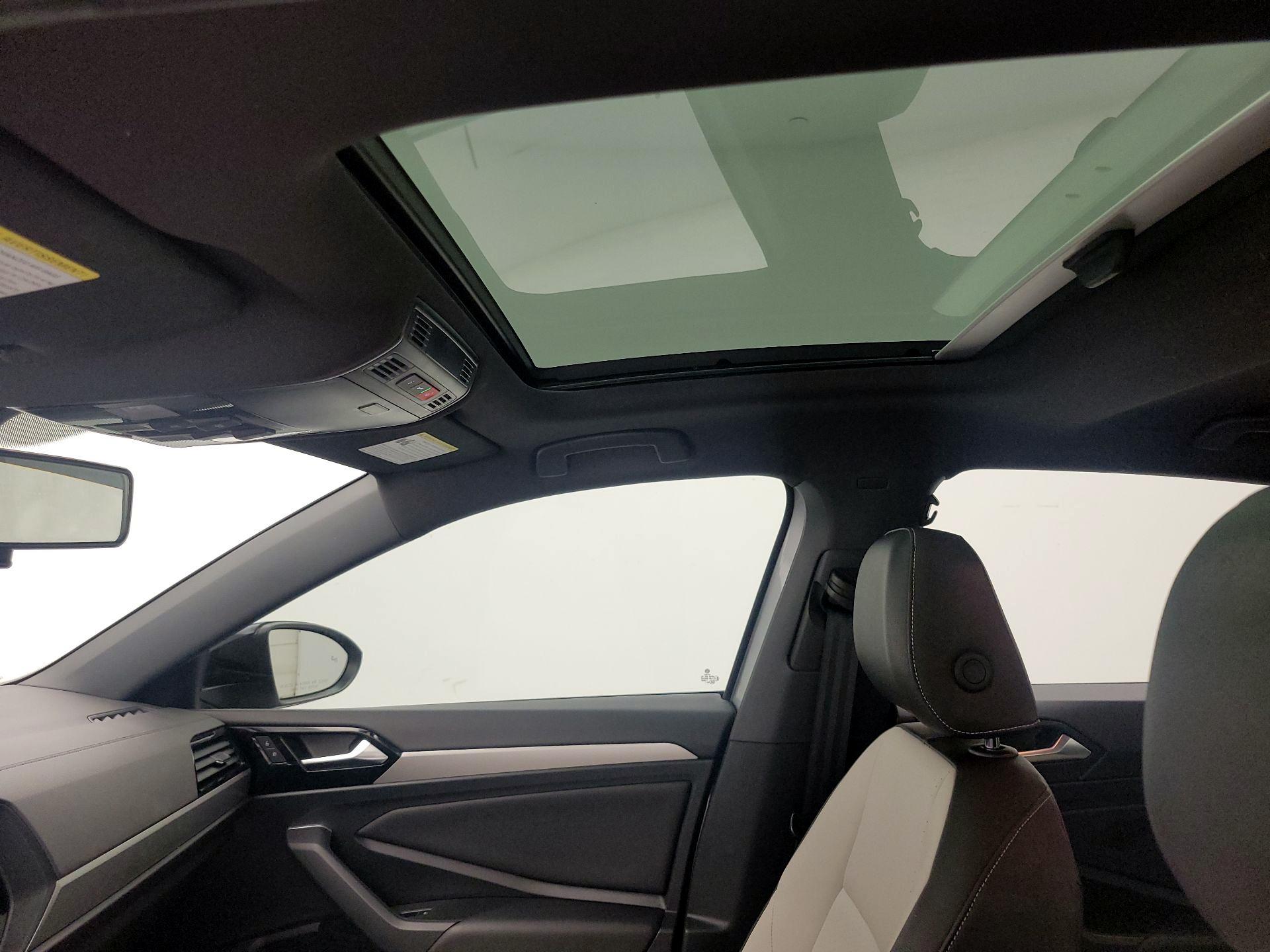 Thumbnail: 2021 Volkswagen Jetta - 19