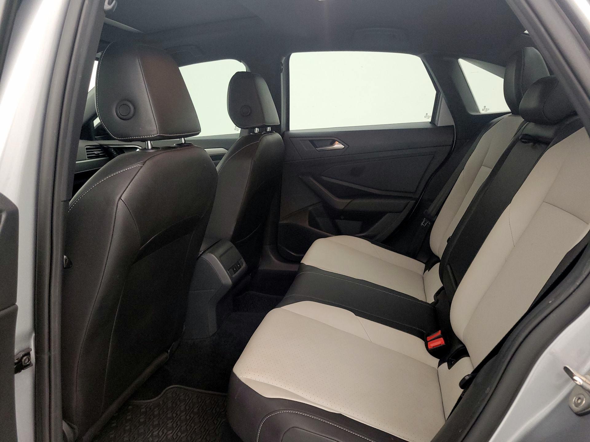 Thumbnail: 2021 Volkswagen Jetta - 20