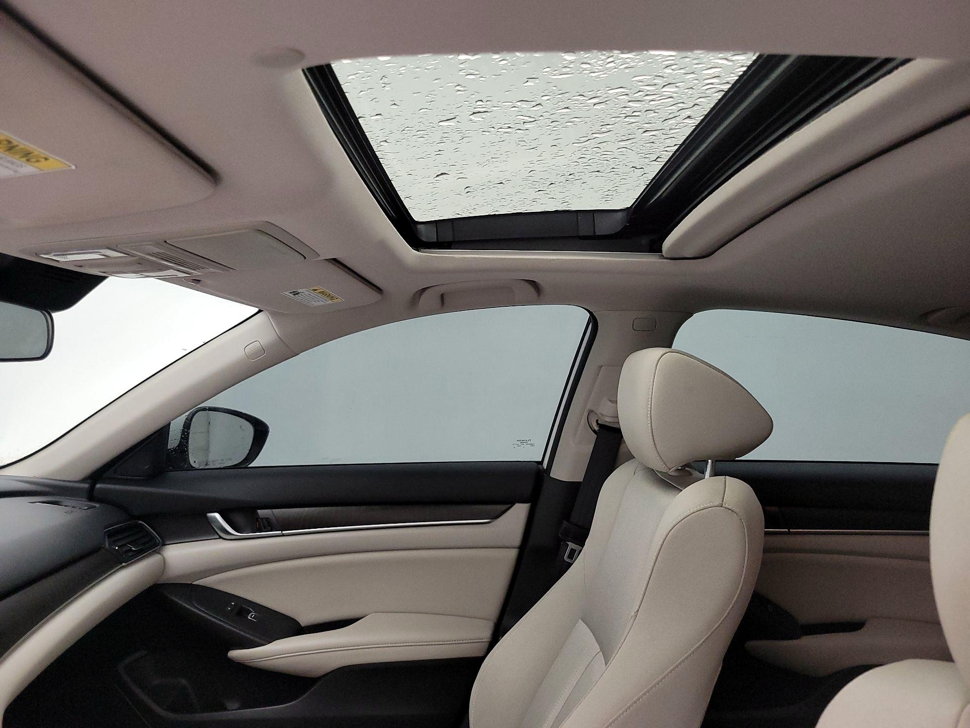 Thumbnail: 2019 Honda Accord - 19