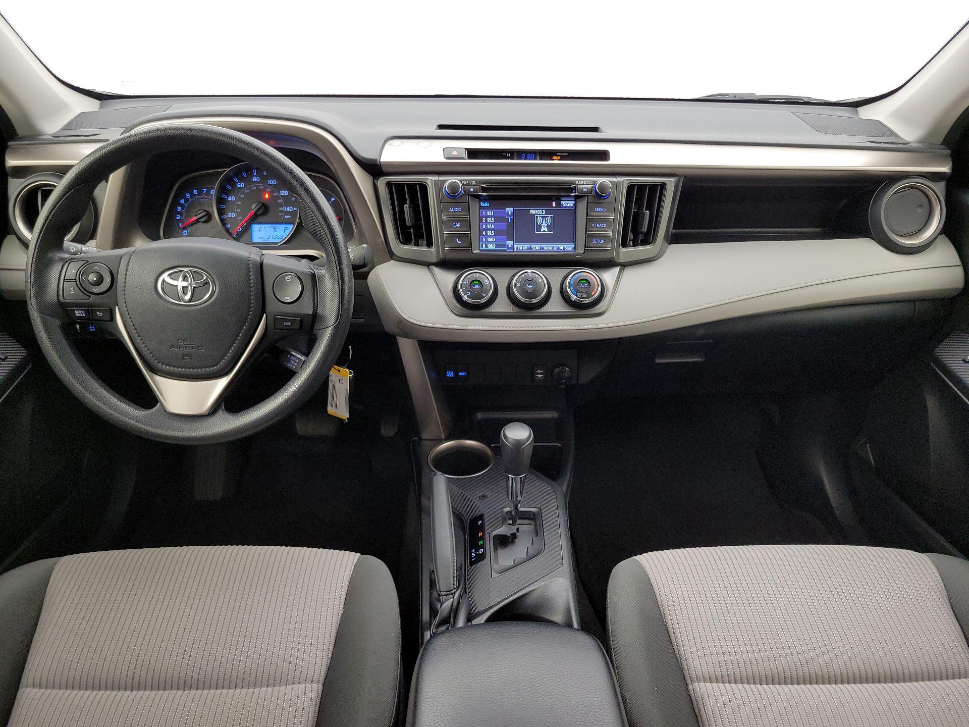 Thumbnail: 2015 Toyota RAV4 - 9
