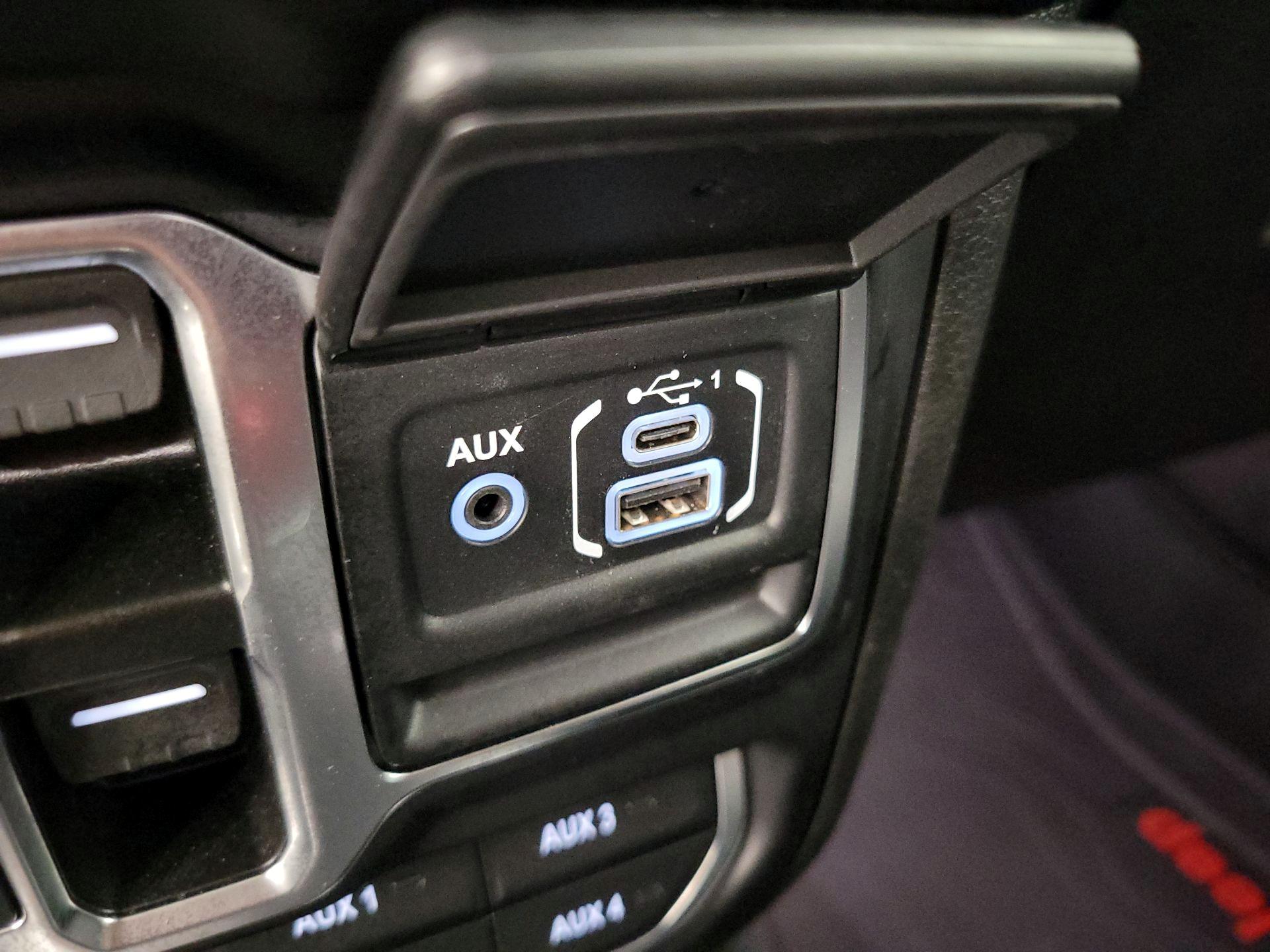 Thumbnail: 2024 Jeep Wrangler - 19