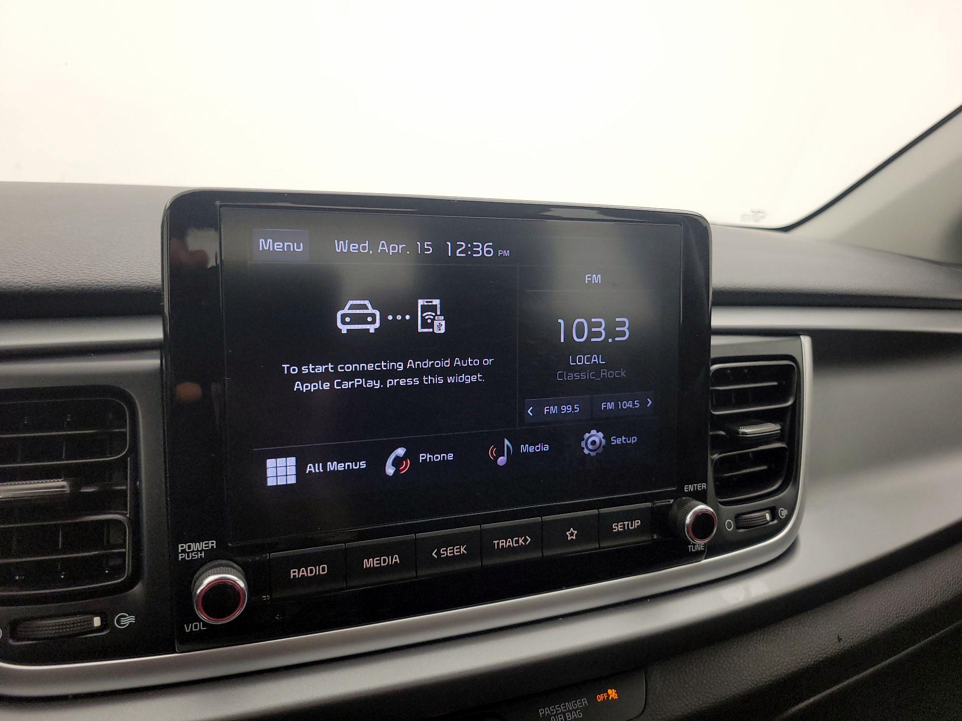 Thumbnail: 2023 Kia Rio - 15