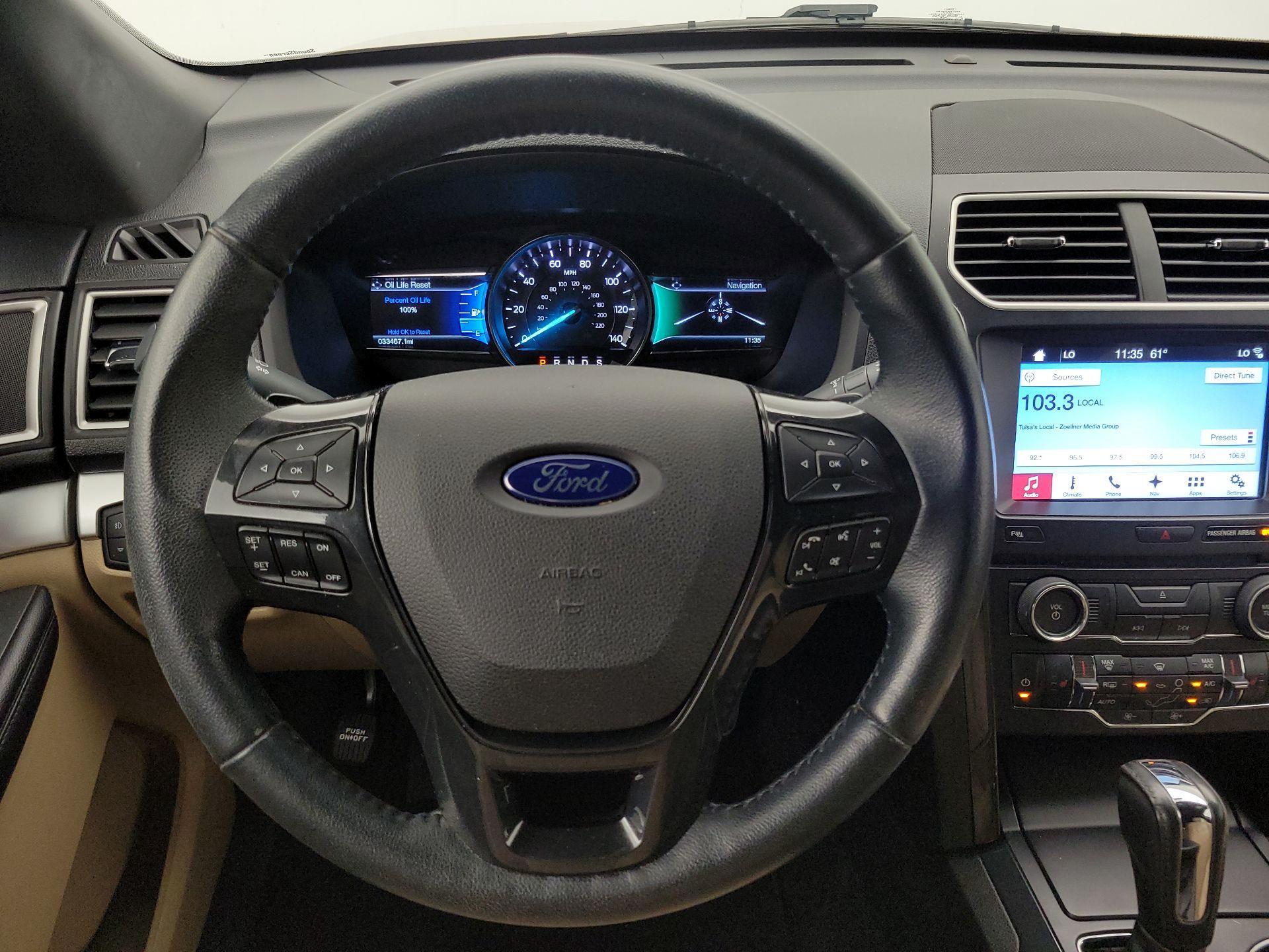 Thumbnail: 2017 Ford Explorer - 10