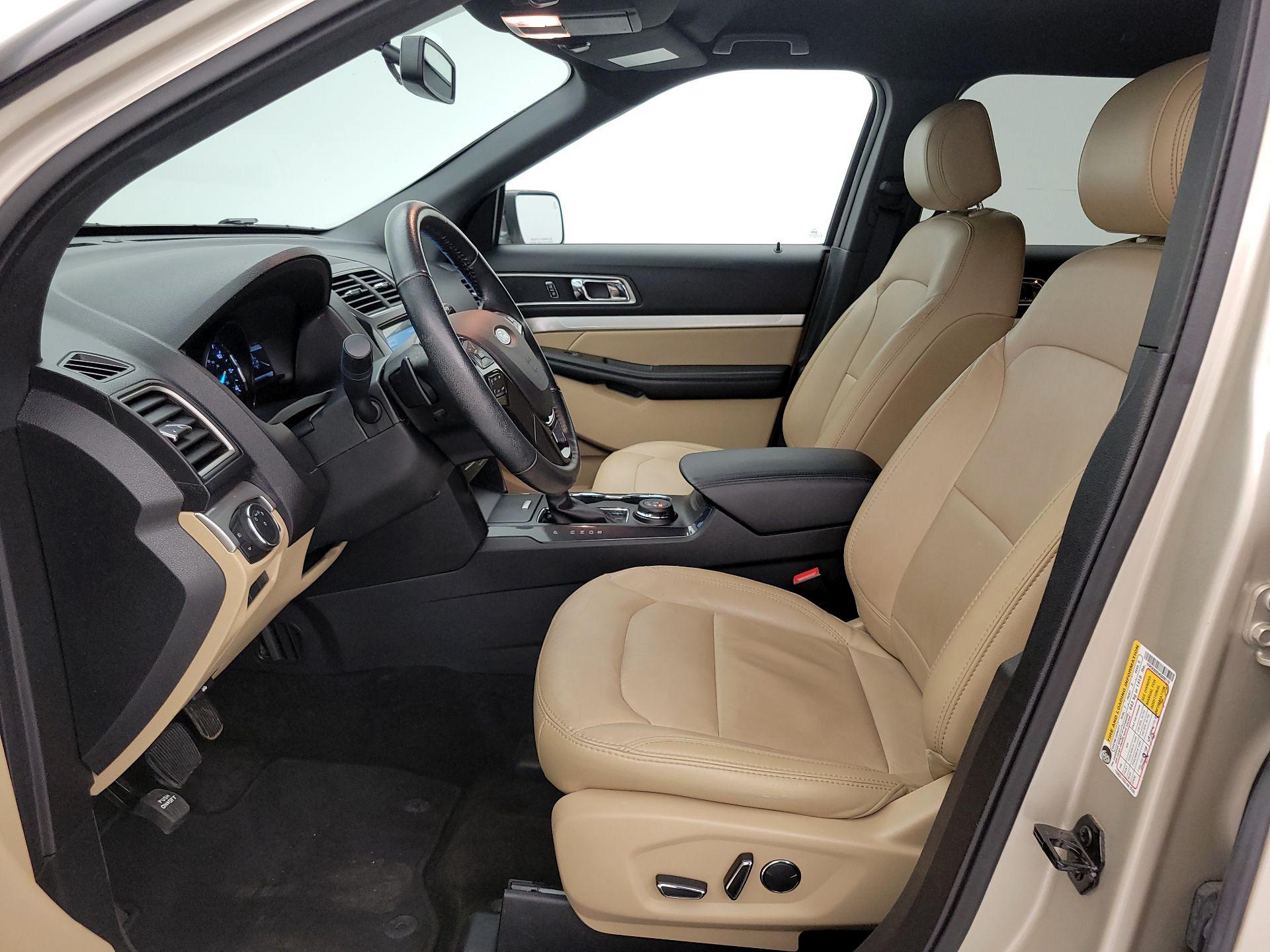 Thumbnail: 2017 Ford Explorer - 11