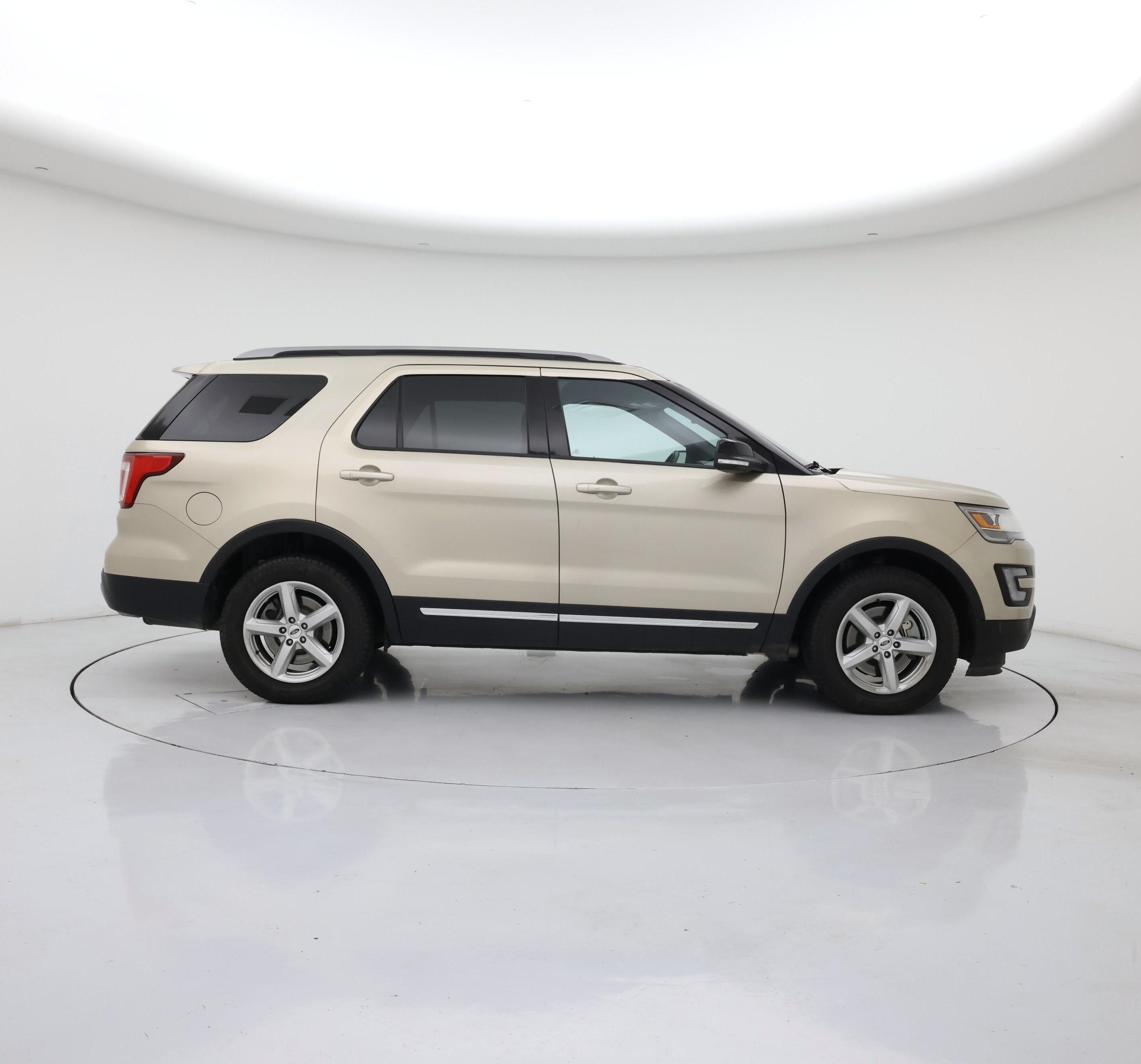 Thumbnail: 2017 Ford Explorer - 7