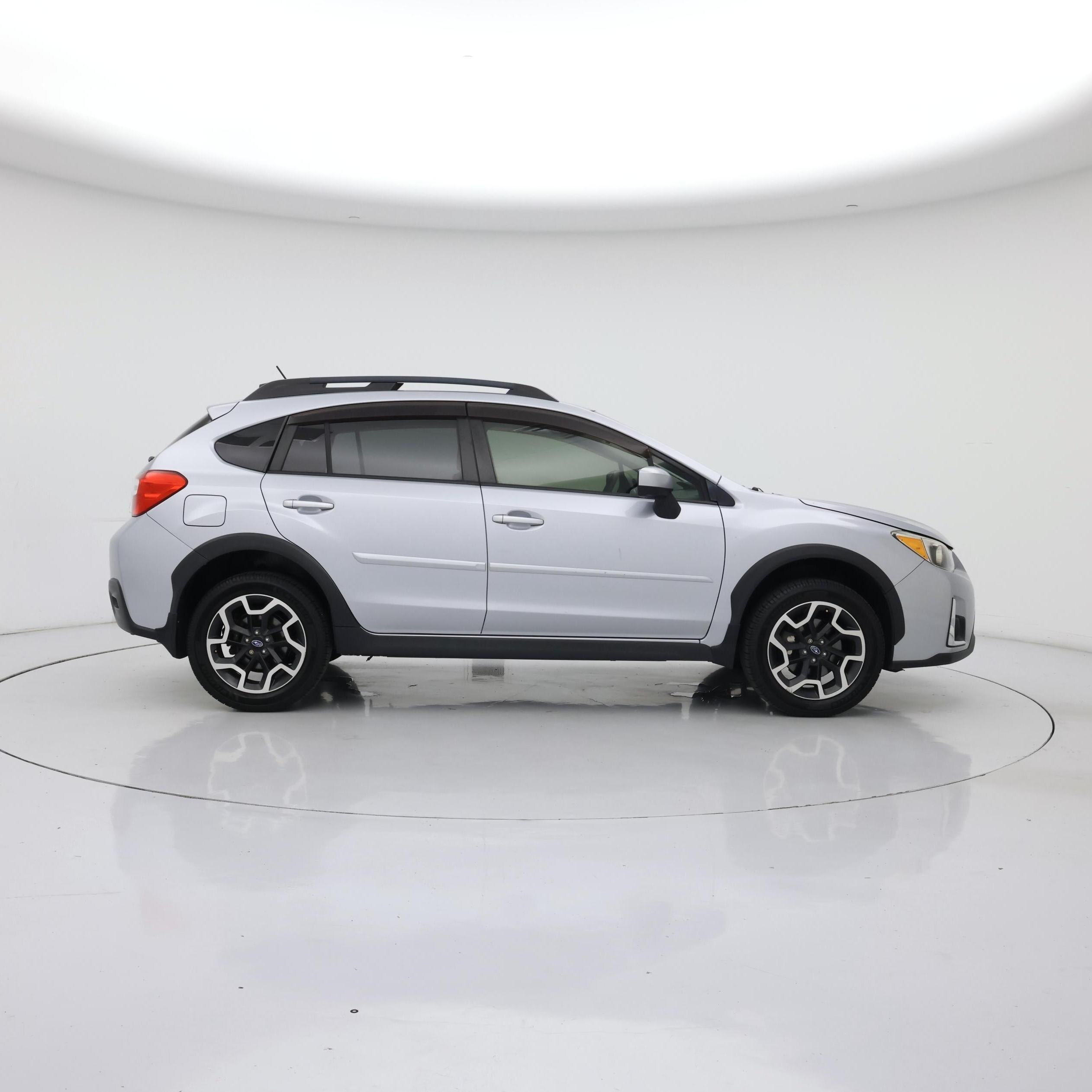 Thumbnail: 2017 Subaru Crosstrek - 7