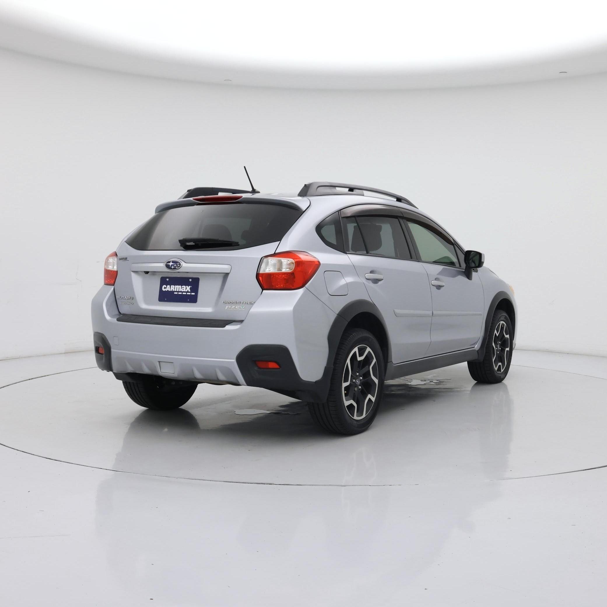 Thumbnail: 2017 Subaru Crosstrek - 8