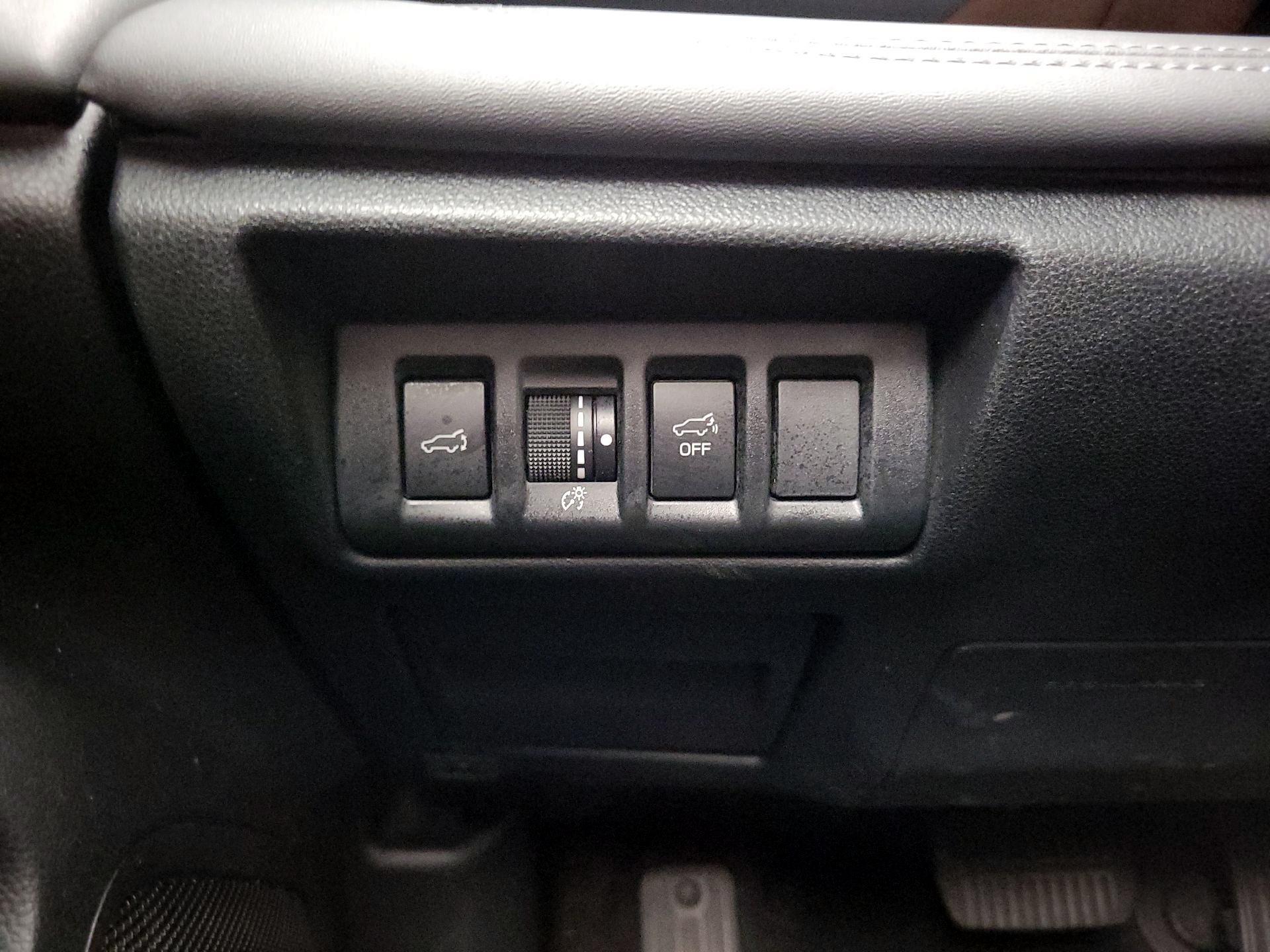 Thumbnail: 2022 Subaru Outback - 13