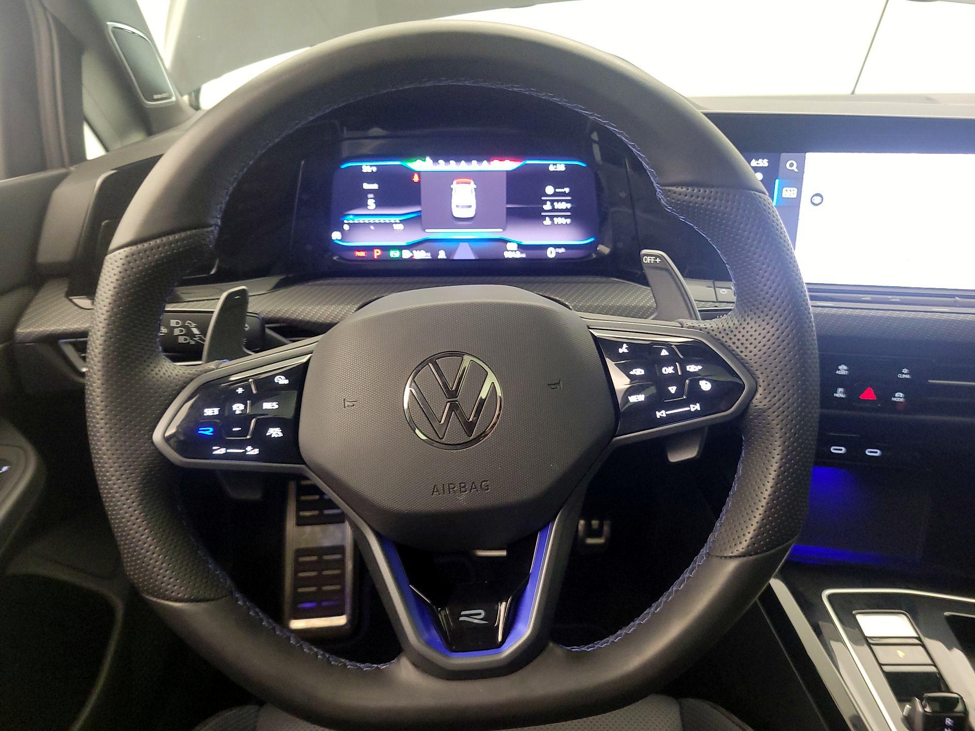 Thumbnail: 2024 Volkswagen Golf - 10