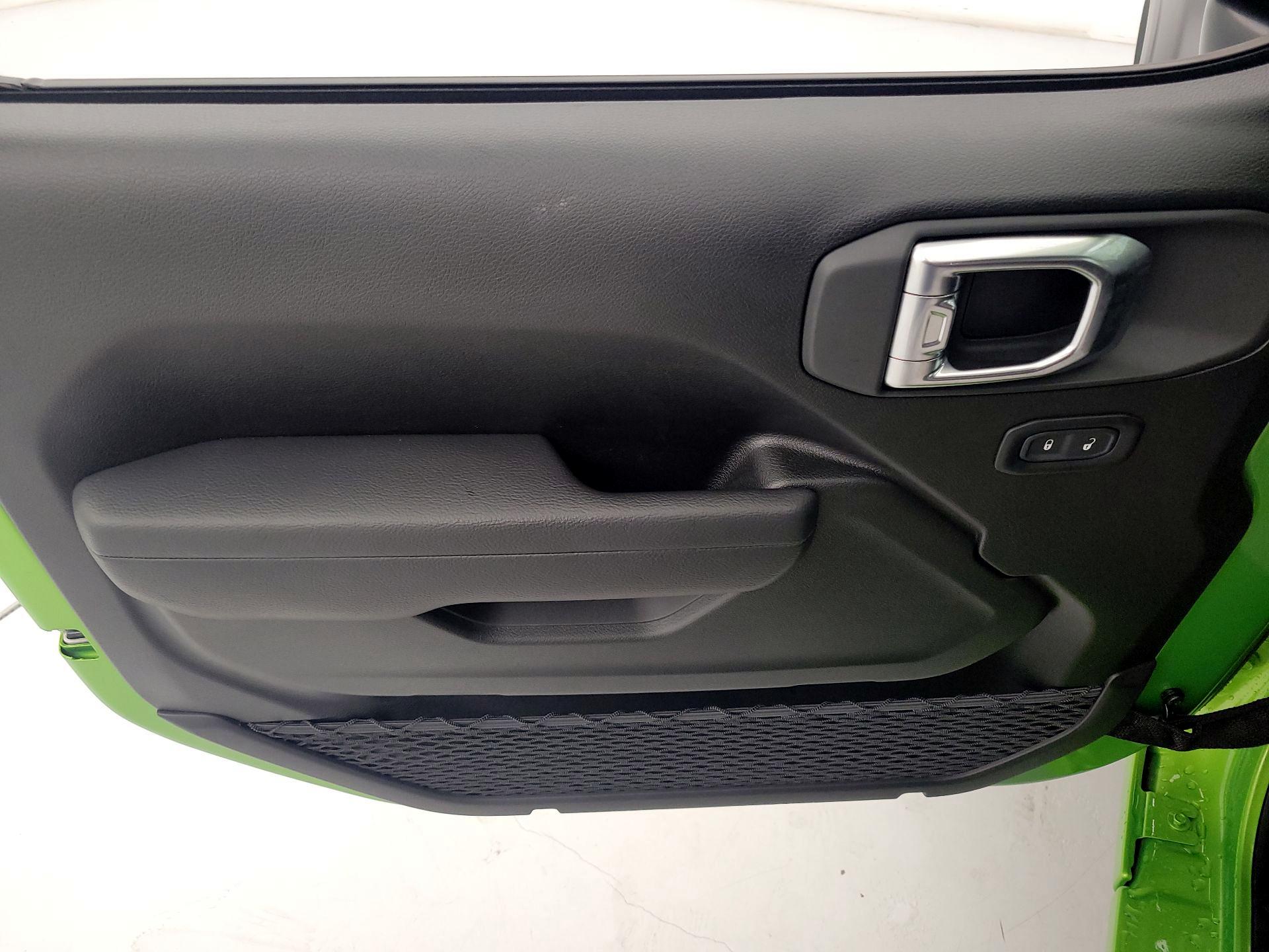 Thumbnail: 2025 Jeep Wrangler - 12