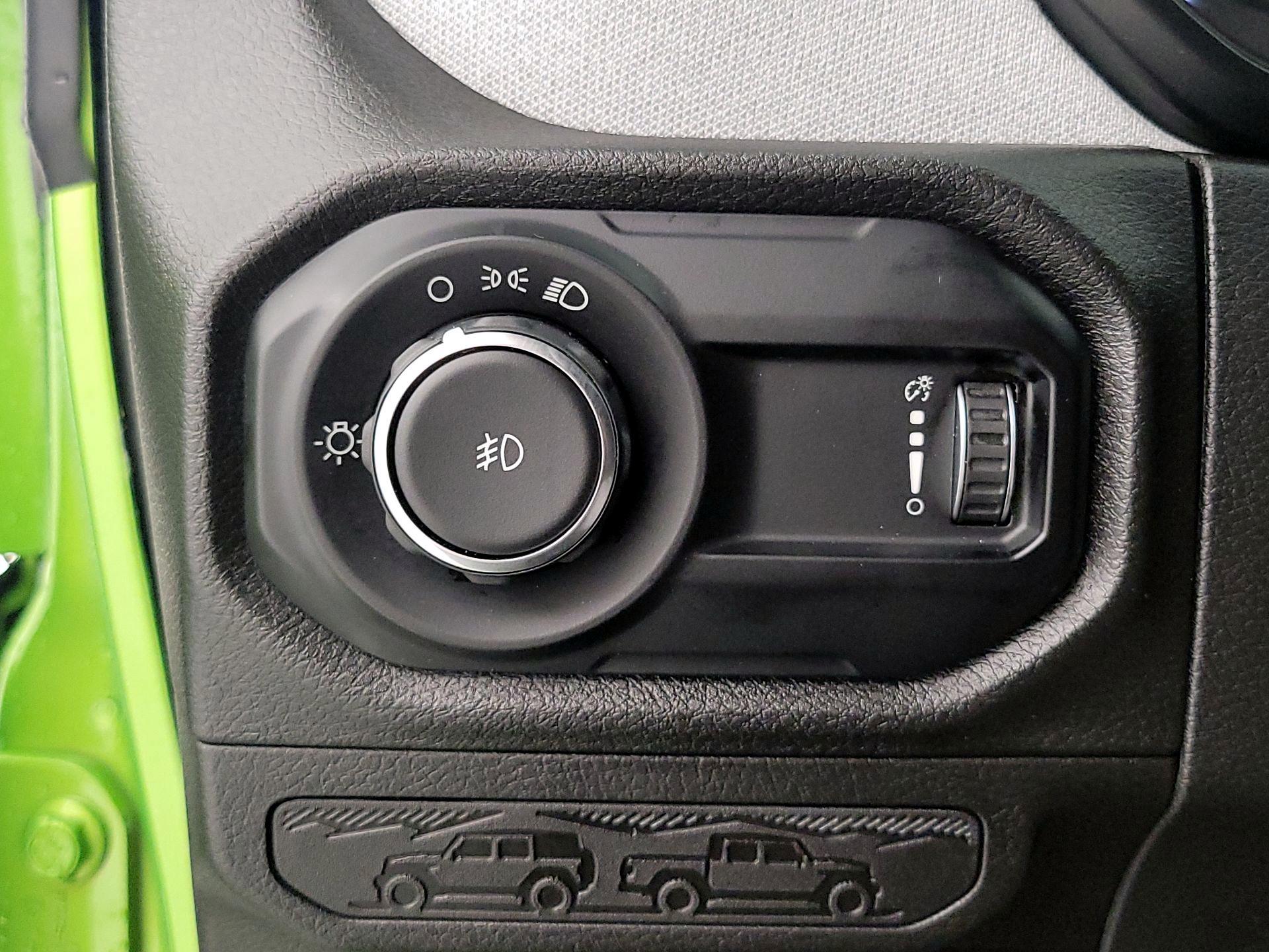 Thumbnail: 2025 Jeep Wrangler - 13